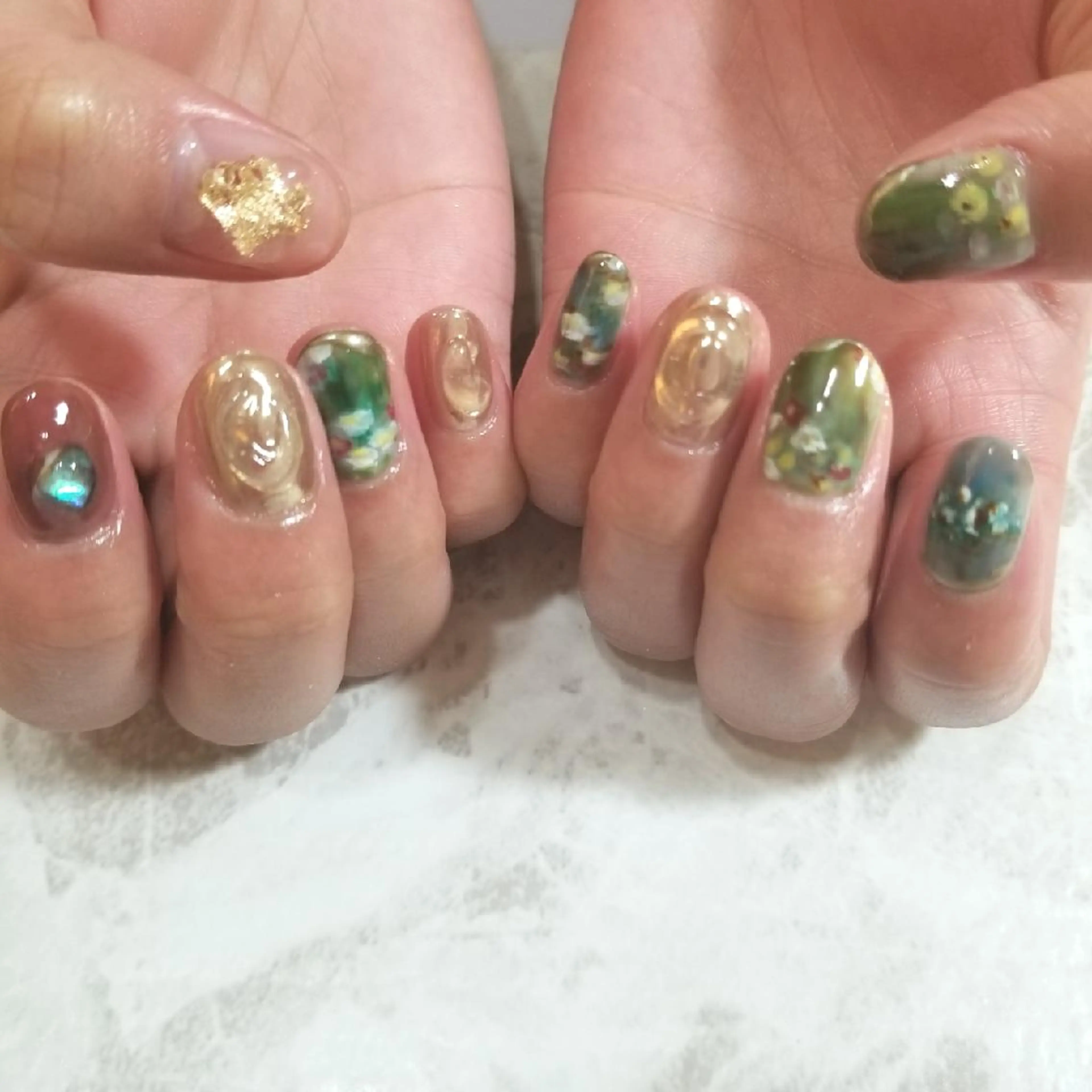ネイル ハンドネイル nailatelier nijiiro.所属・nijiiro🌈 サトウのネイルデザイン