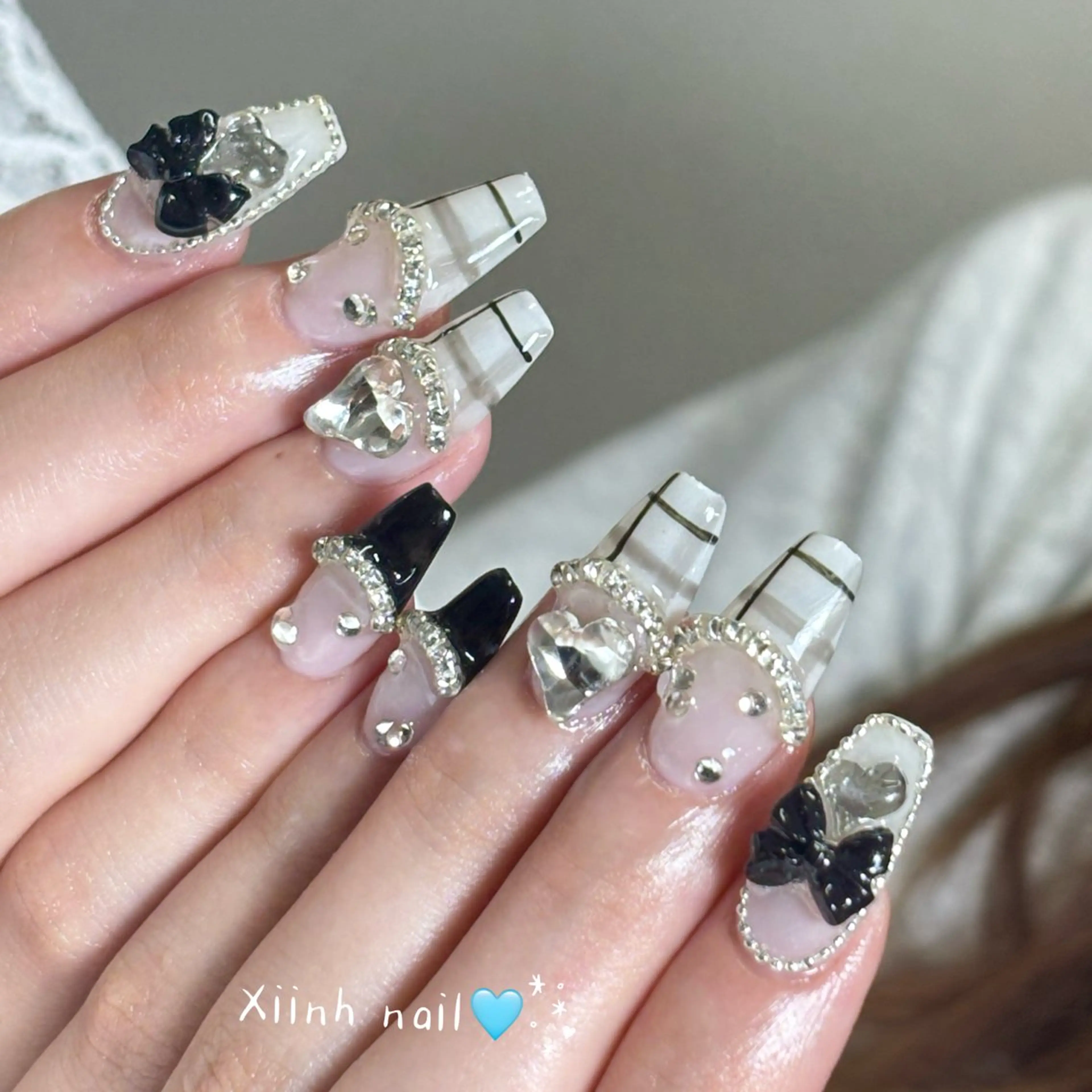 ネイル チークネイル 桜ネイル フットネイル ジェルネイル ハロウィン XIINH NAIL SALONのネイルデザイン