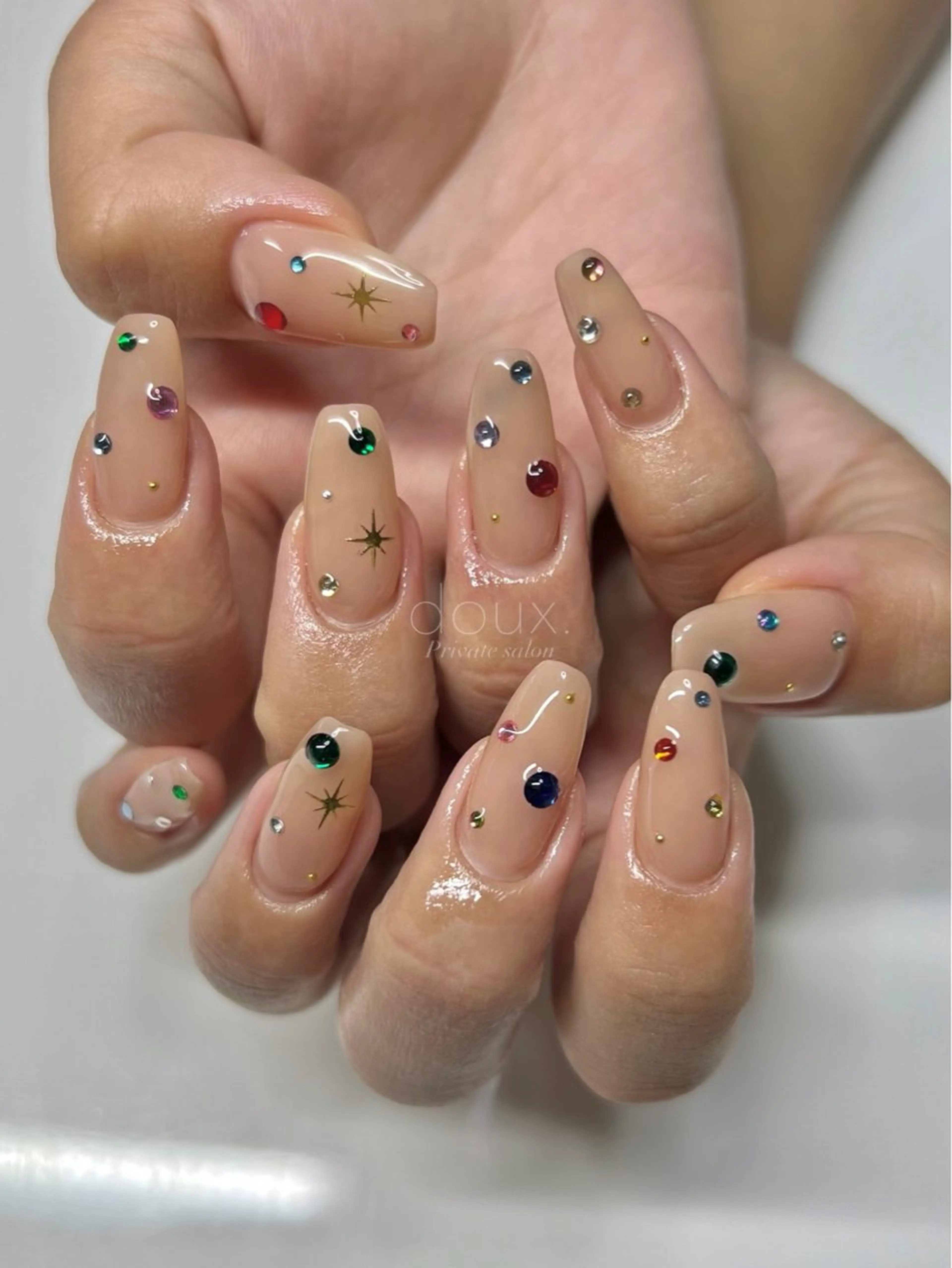 ネイル フットネイル キラキラネイル 韓国ネイル ニュアンスネイル オフィスネイル ハンドネイル doux. nailのネイルデザイン