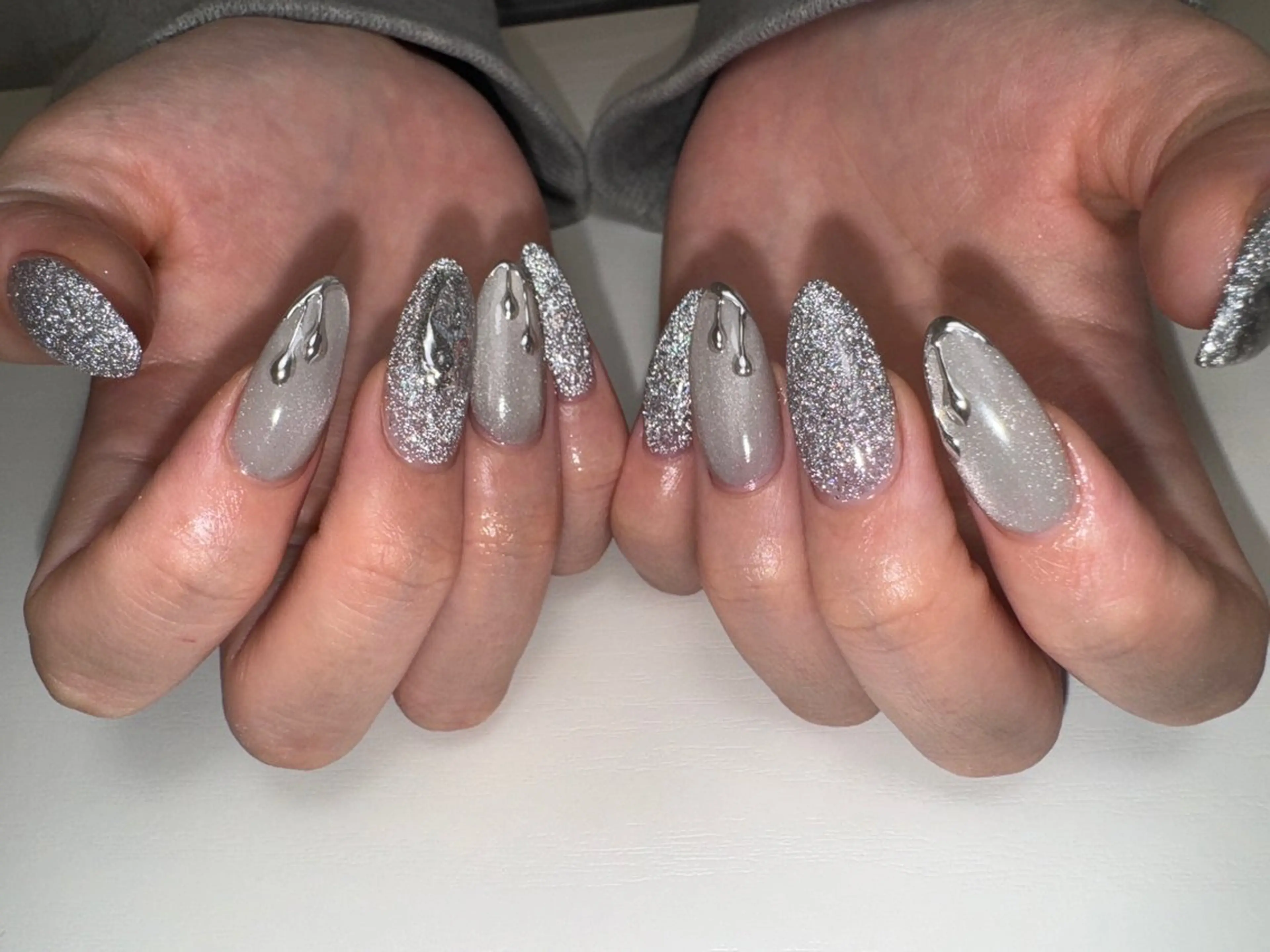 ネイル 鈴木 沙羅のネイルデザイン