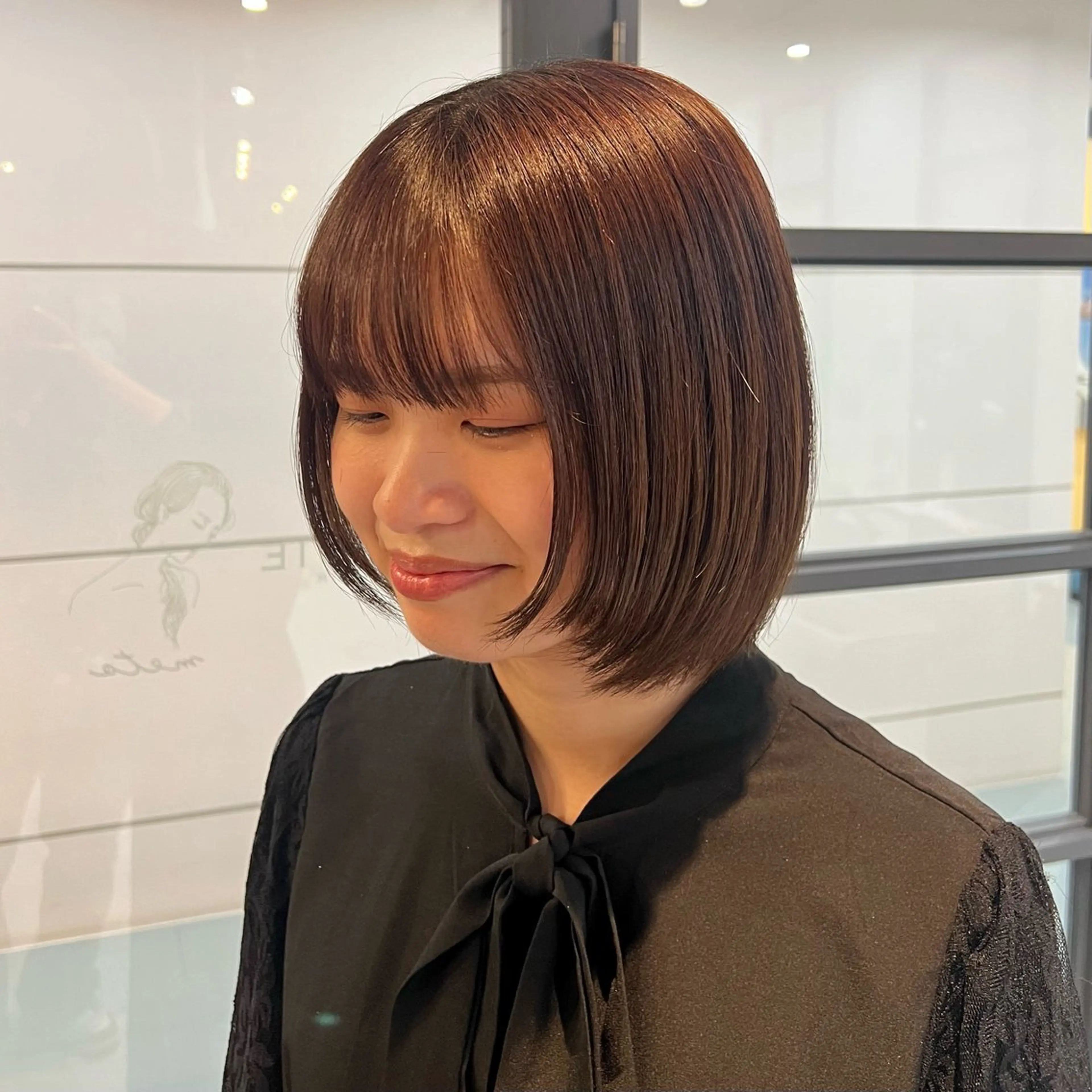 ショート 顔周りカット ウルフカット Neale. ユメのヘアスタイル