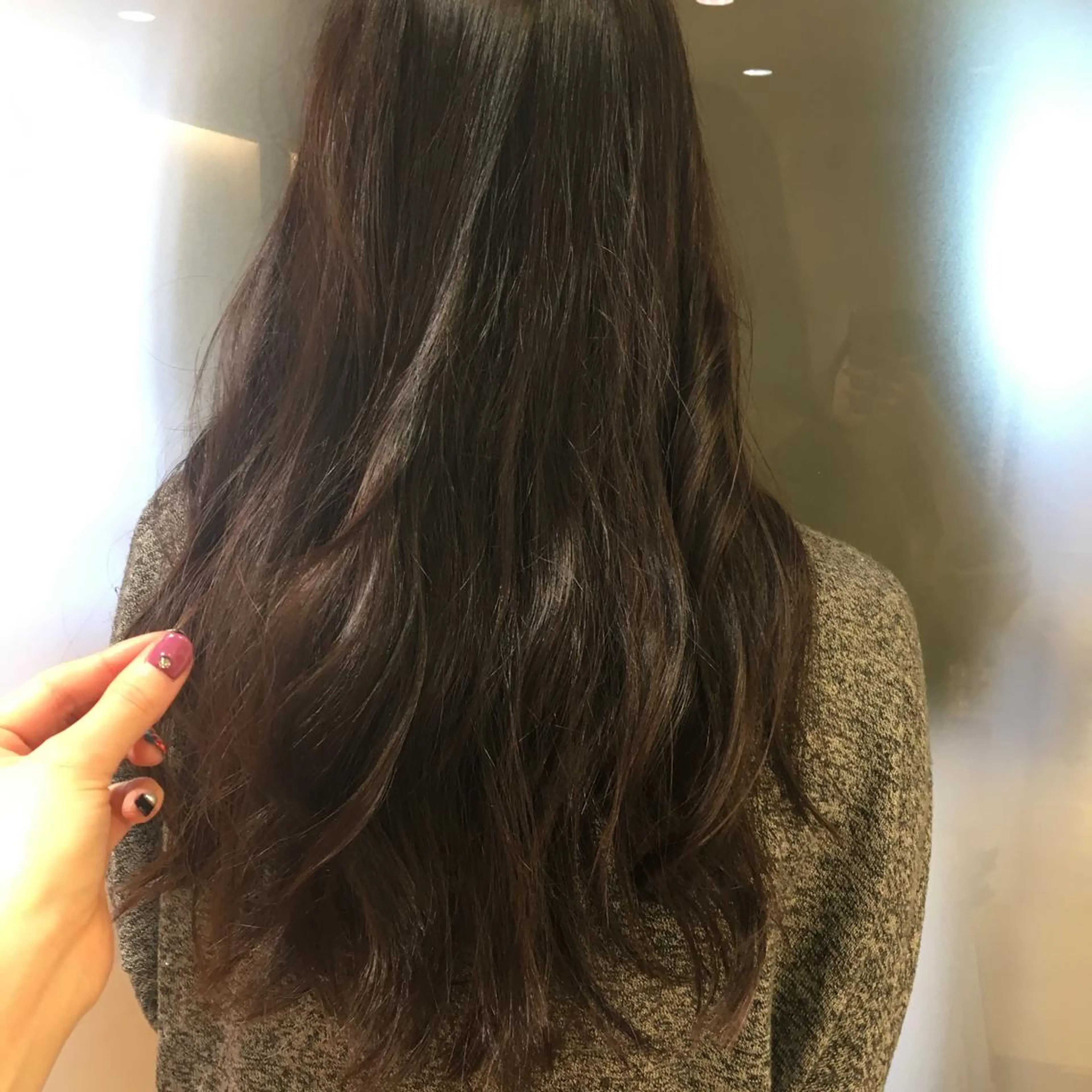 ロング カラー イルミナカラー 加藤 あやみのヘアスタイル