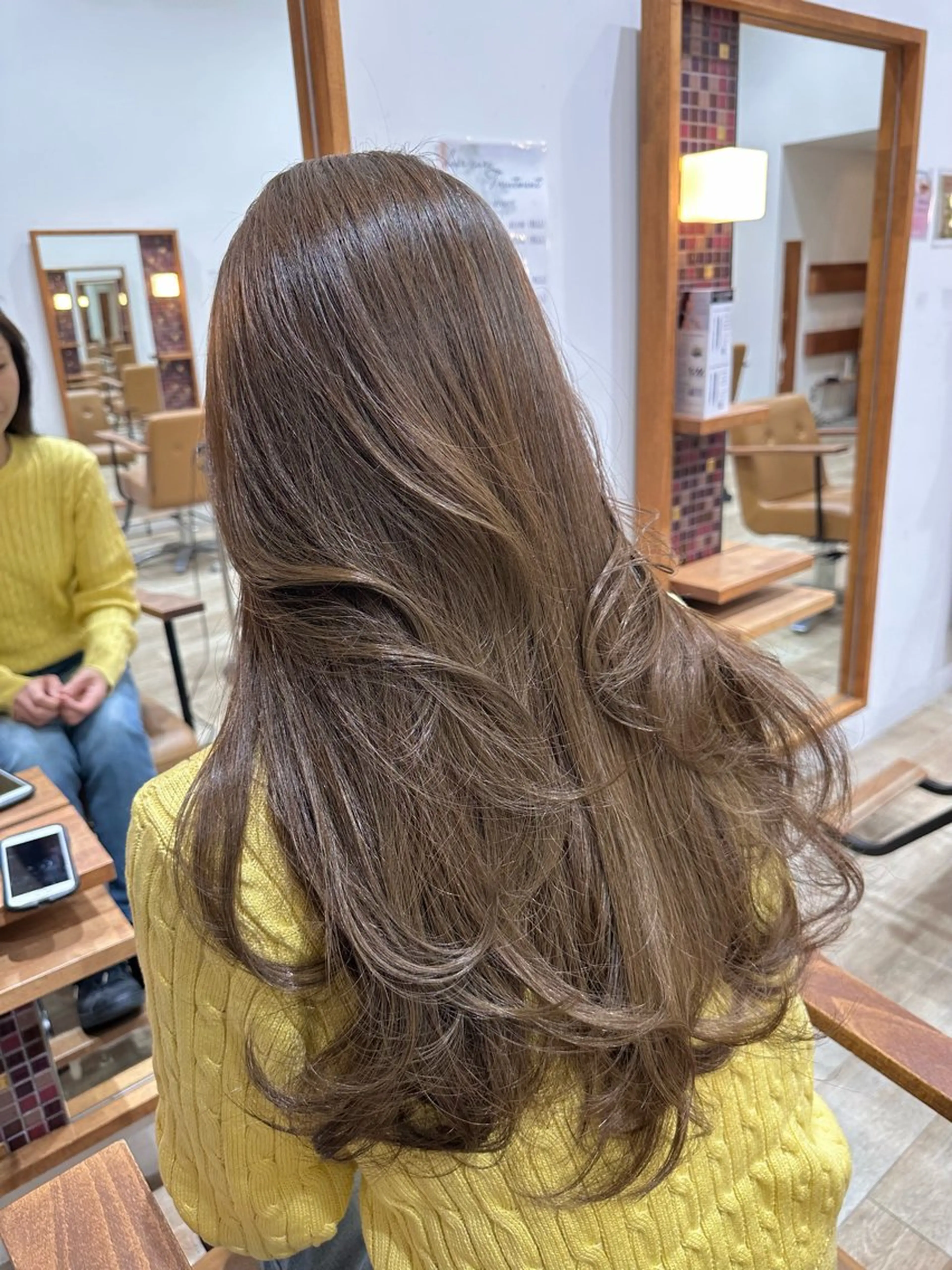 ロング カラー アッシュ ベージュカラー ブリーチ 透明感カラー グレージュ peakshair所属・堀江/メンズパーマ 𝒀𝑼𝑻𝑶のヘアスタイル