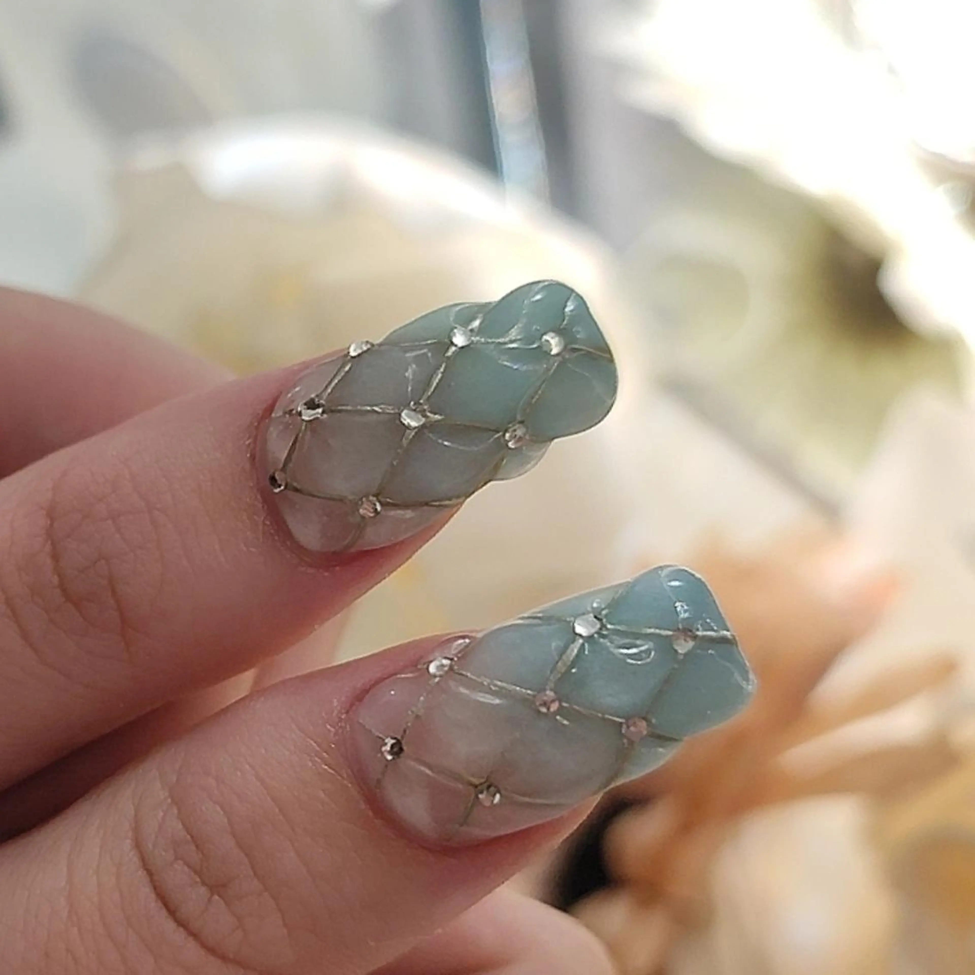 ネイル 成人式 ハンドネイル RUNWAY 　　の眉毛・アイブロウイメージ