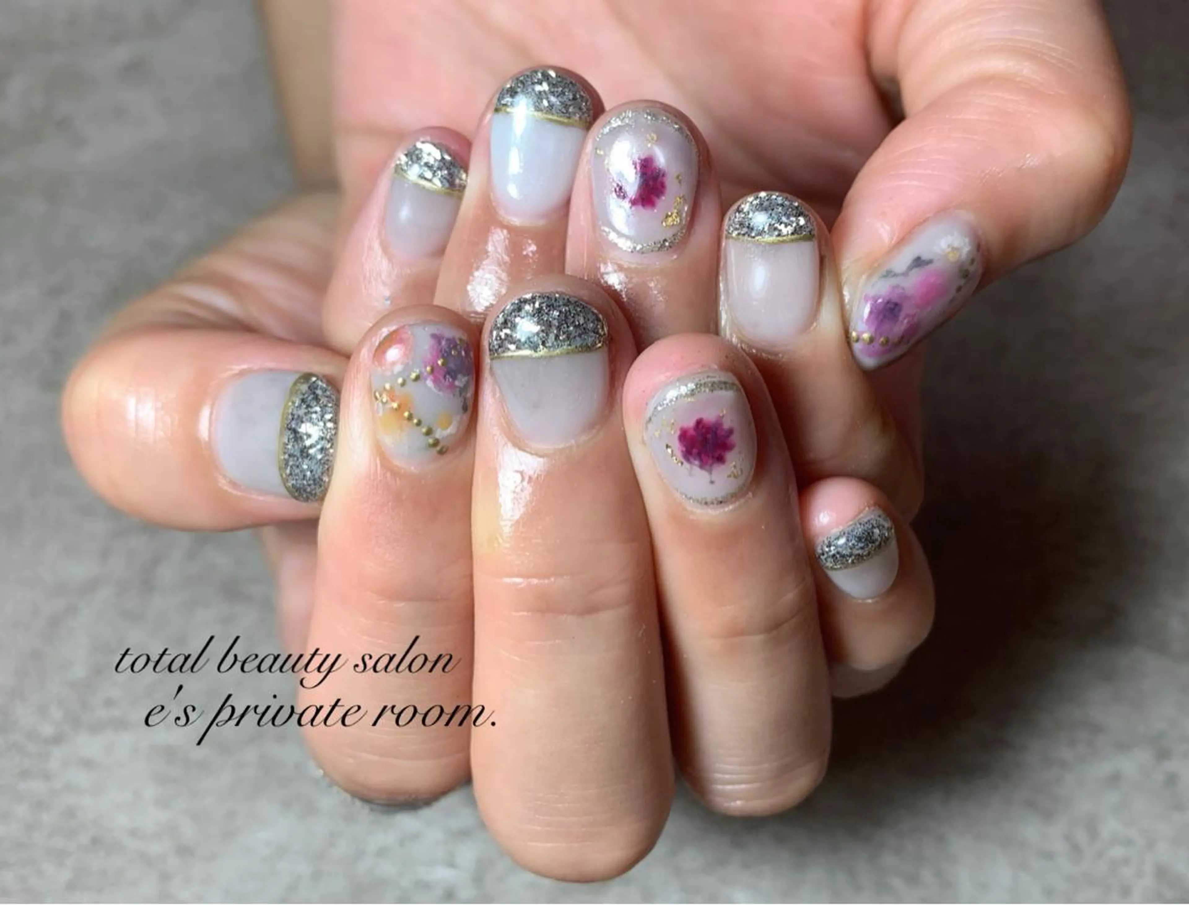 ネイル LAVISH nail salonのネイルデザイン
