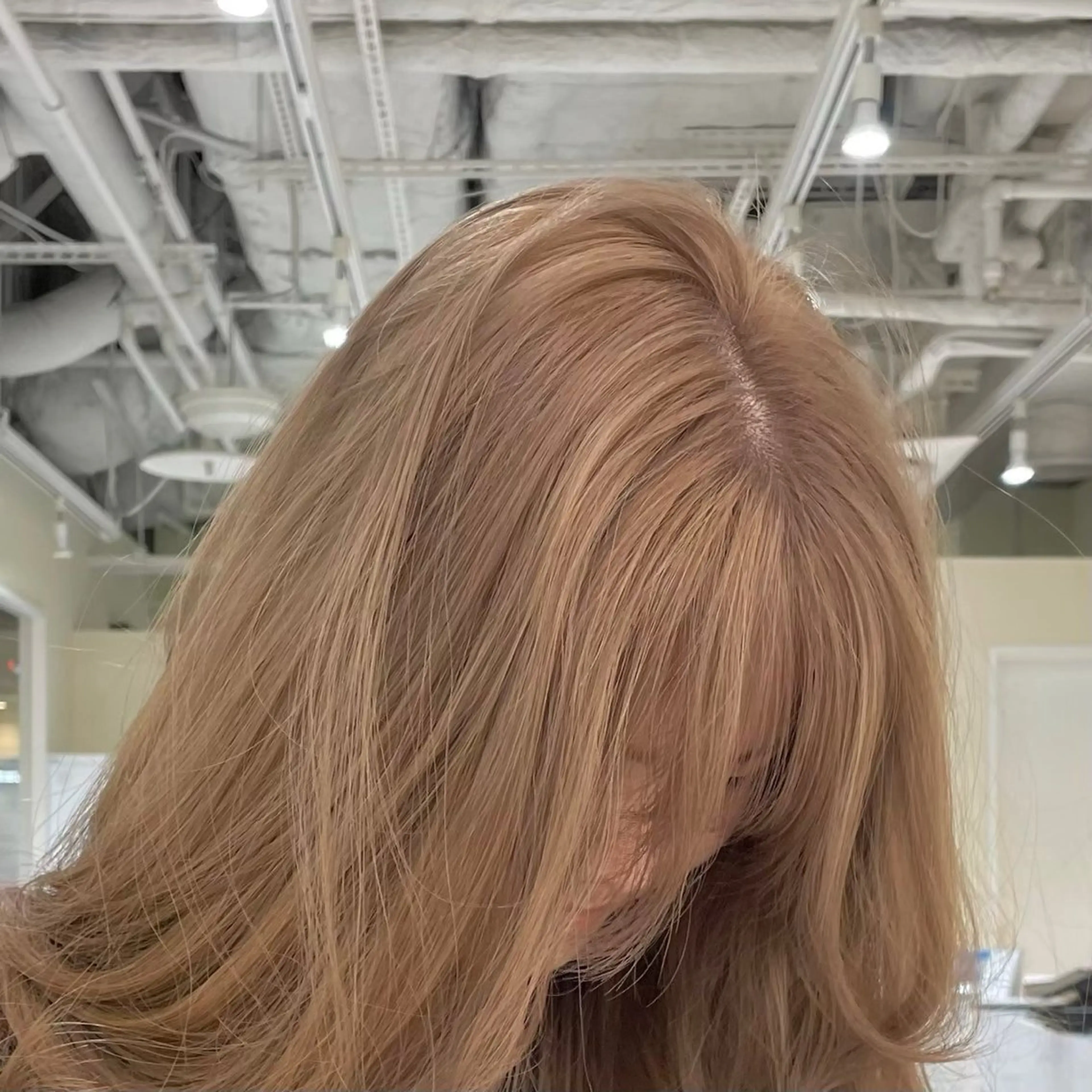 カラー ワンホン×髪質改善 つのーか🩶‪🫧のヘアスタイル