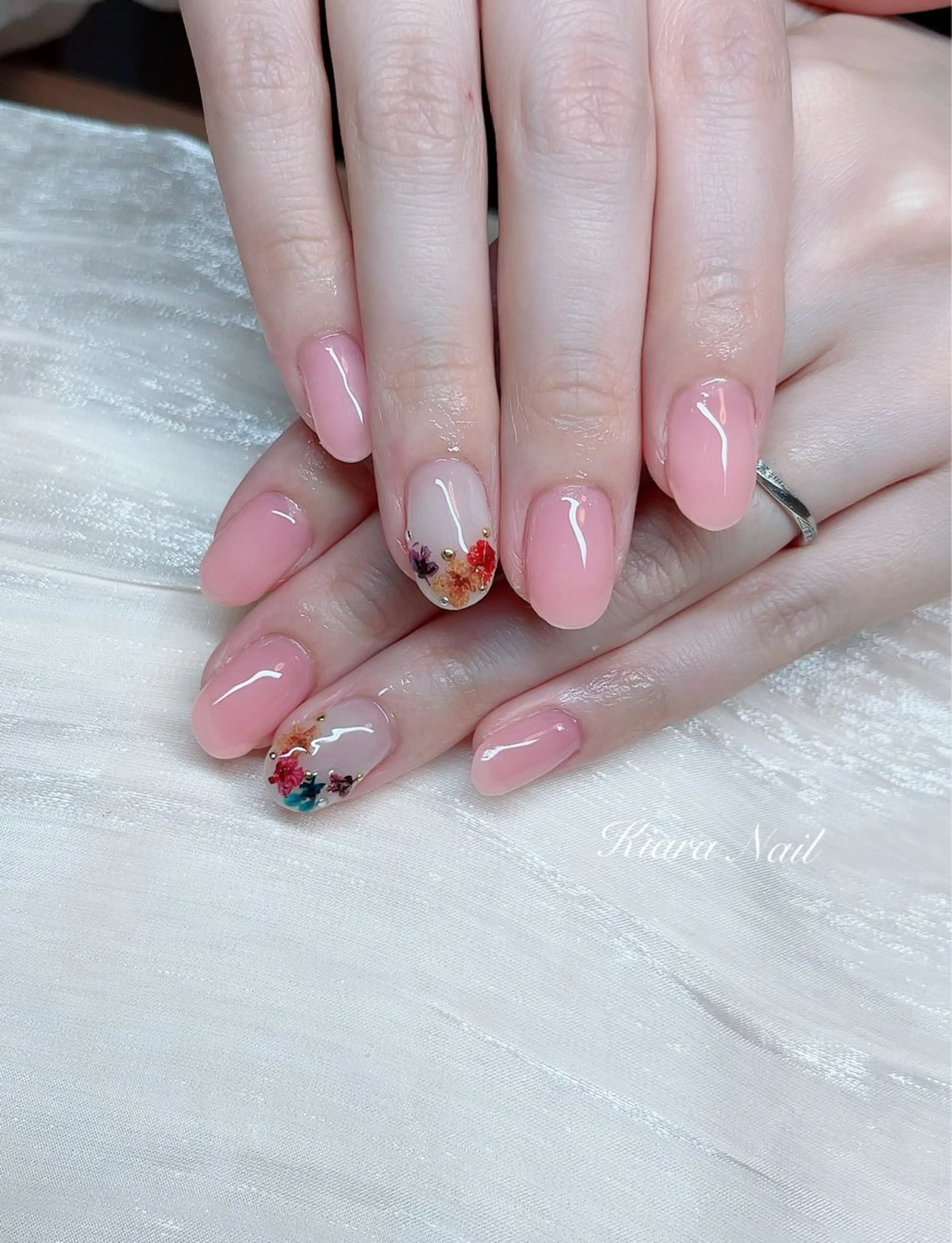 ネイル 持ち込み 春ネイル ハンドネイル 🍭Kiara Nail🍭のネイルデザイン