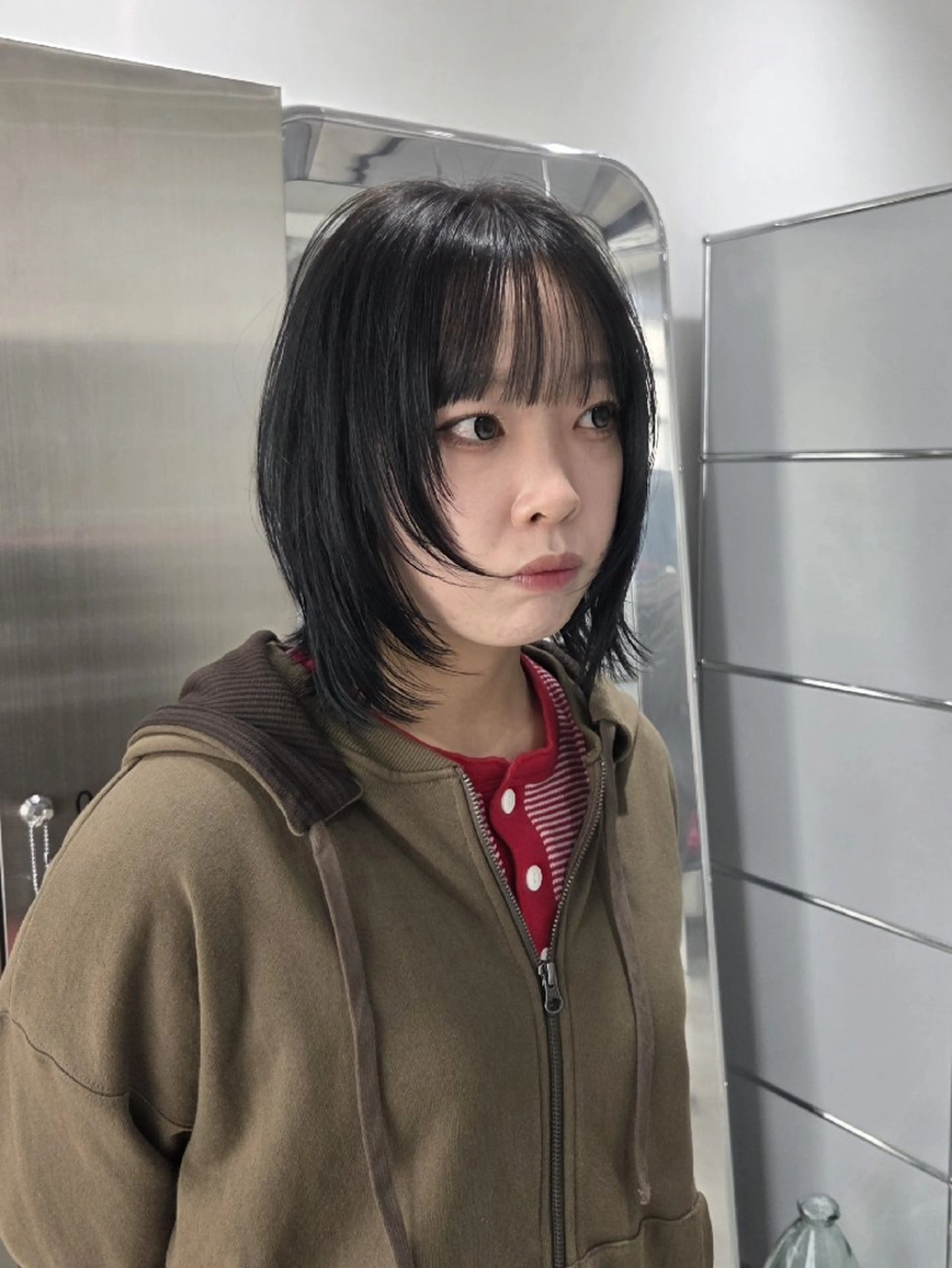 ミディアム ボブレイヤー ボブ レイヤーカット カット ヘアカラー トリートメント ill 天神大名所属・YOKUTO 透明感カラーボブ特化のヘアスタイル