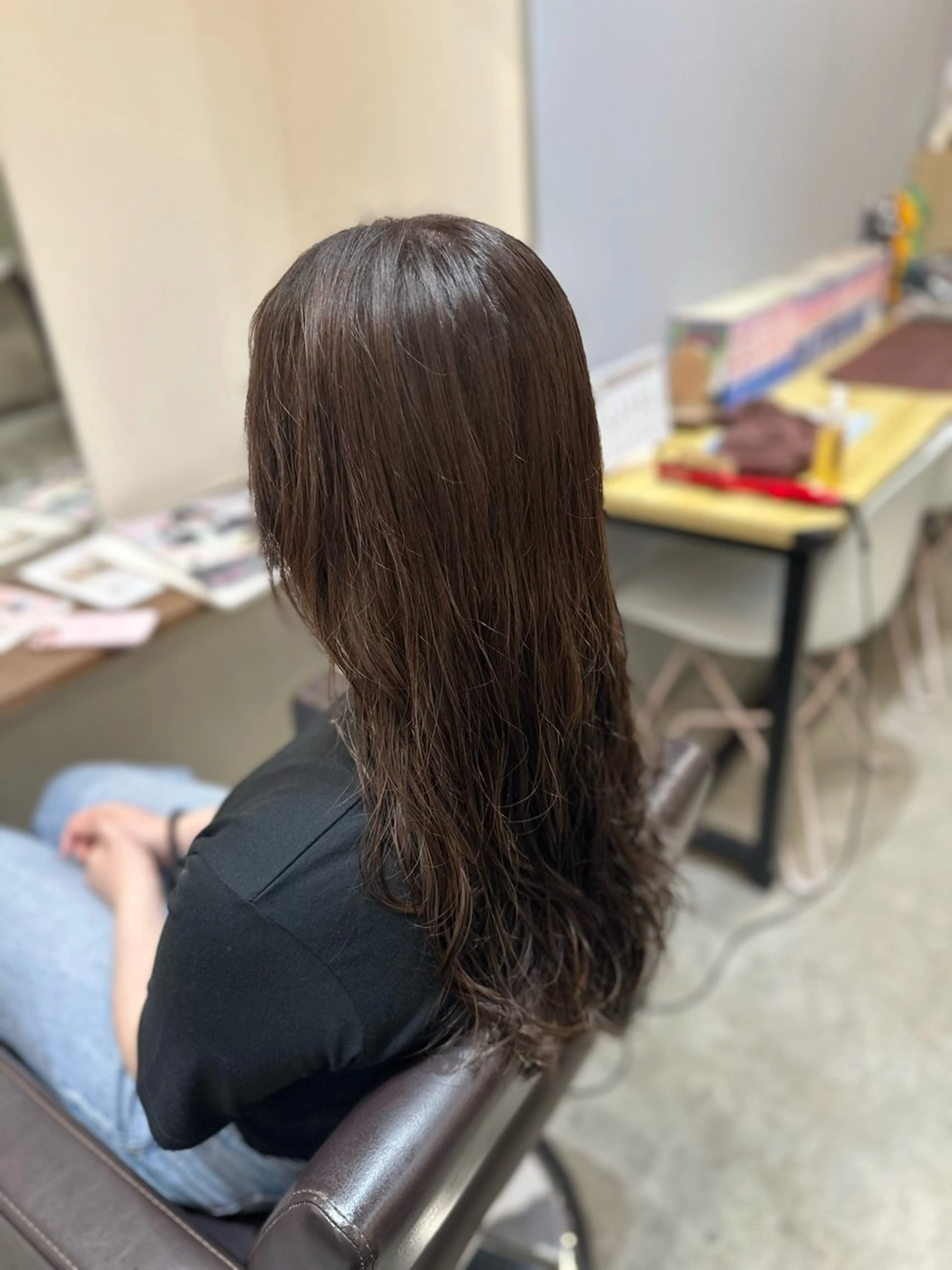 ロング カラー パーマ カット ヘアカラー パーマ トリートメント ヘッドスパ 巻けるケア縮毛矯正✨ ケアカラー✨山下のヘアスタイル