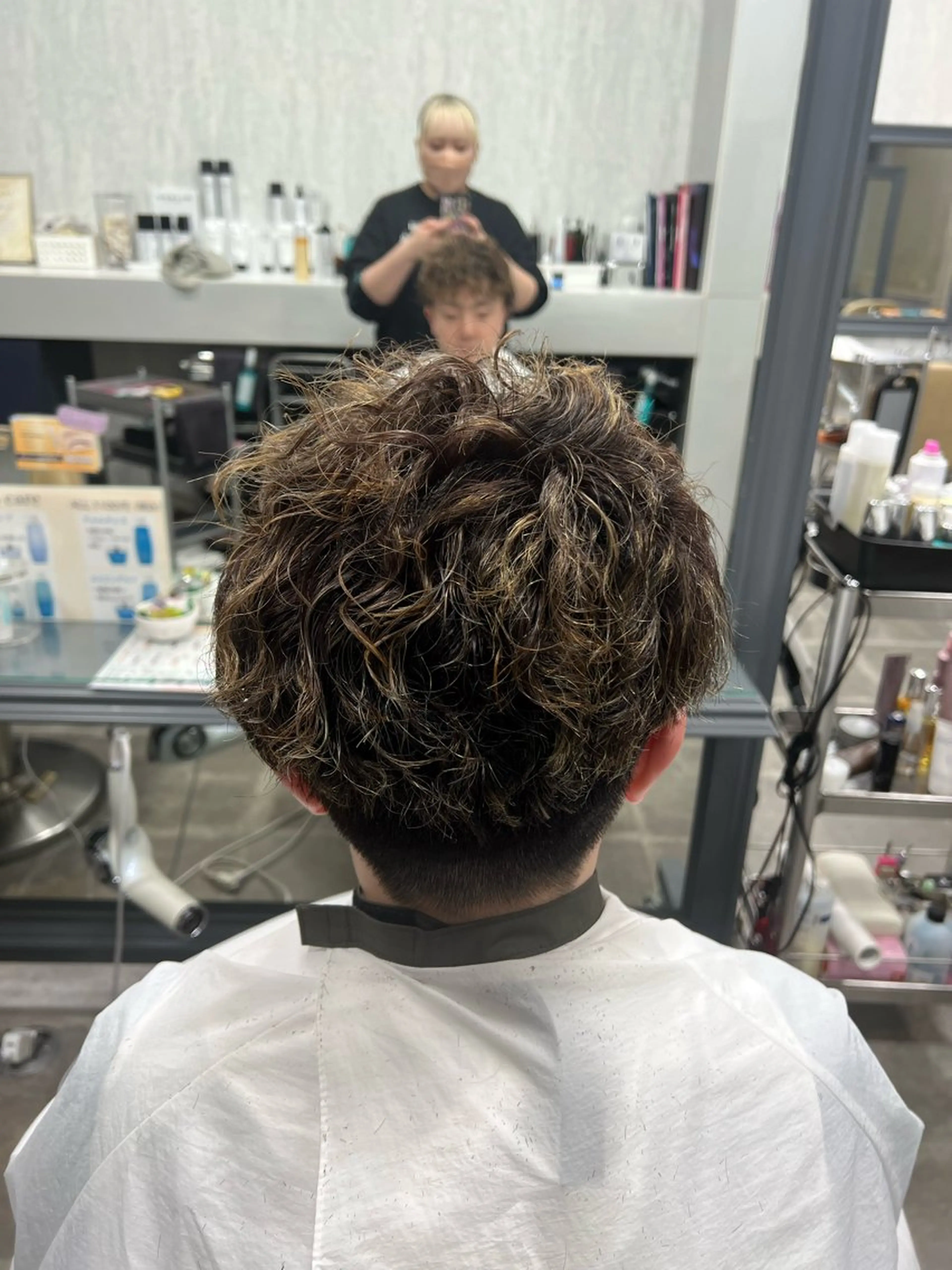 ショート アートラッシュフォーヘア所属・柴田 新菜のヘアスタイル