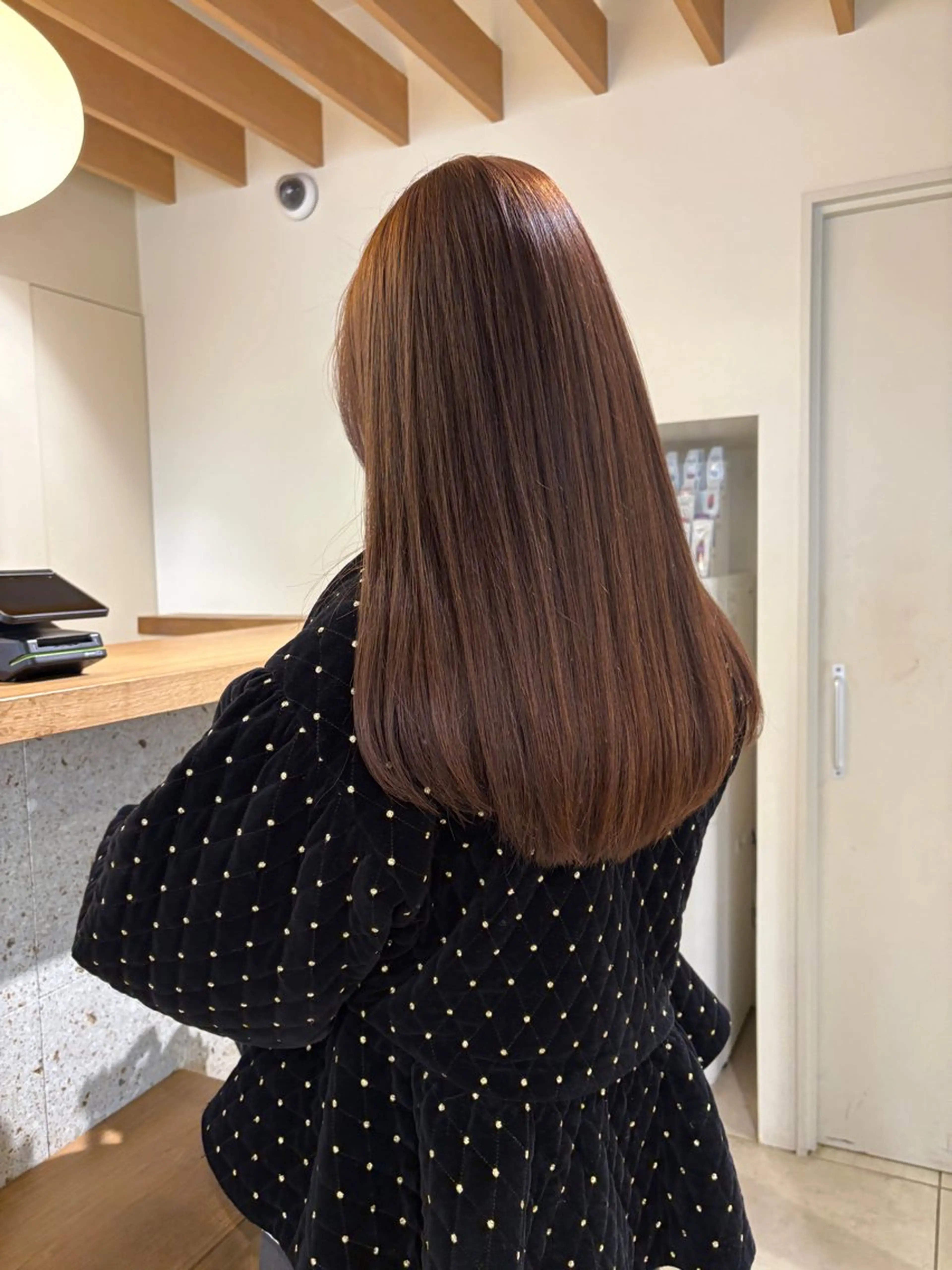 ロング カラー パーマ 酸性ストレート ストレートパーマ ヘアカラー 縮毛矯正 キタ リオナのヘアスタイル