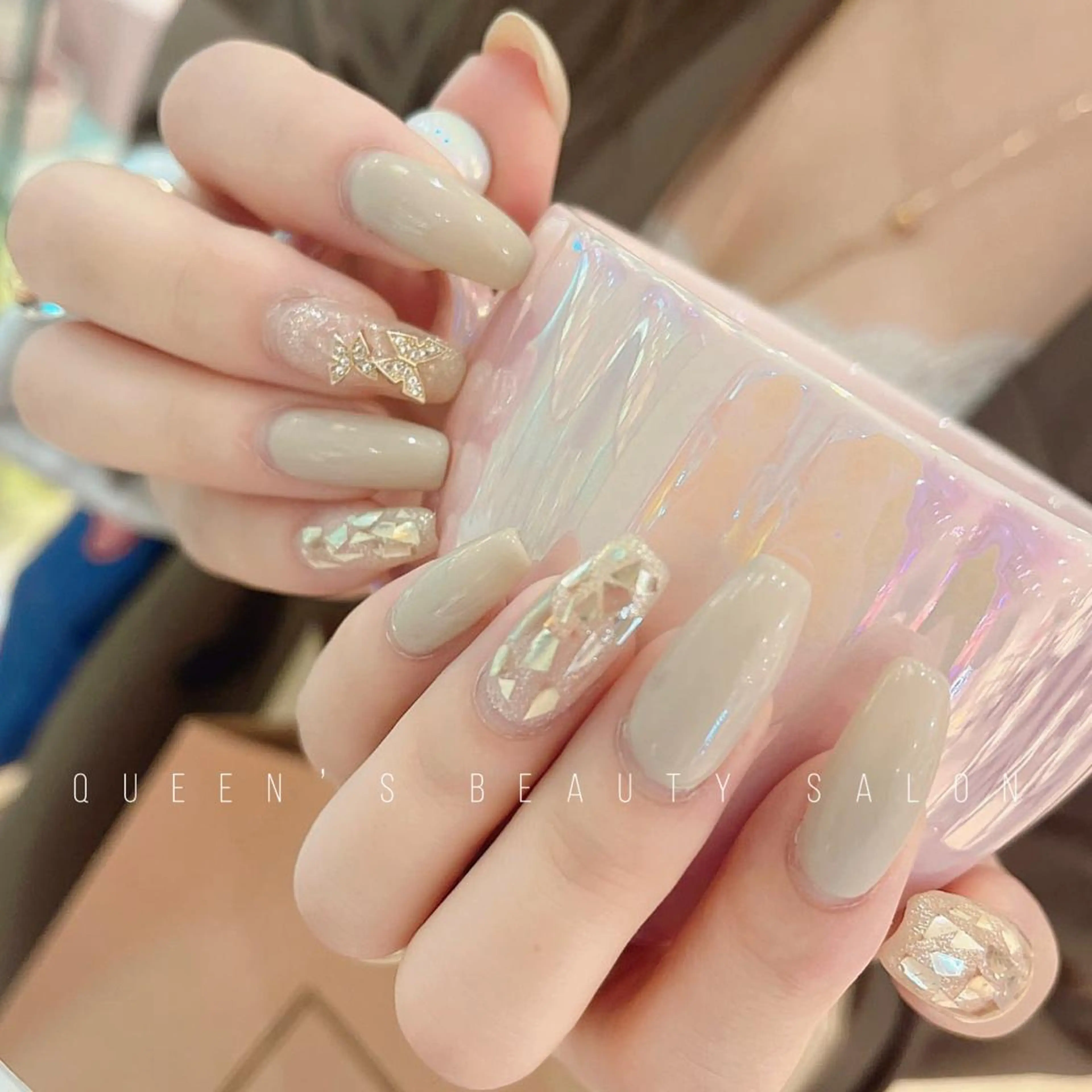 ネイル ハンドネイル Queens みなみのネイルデザイン