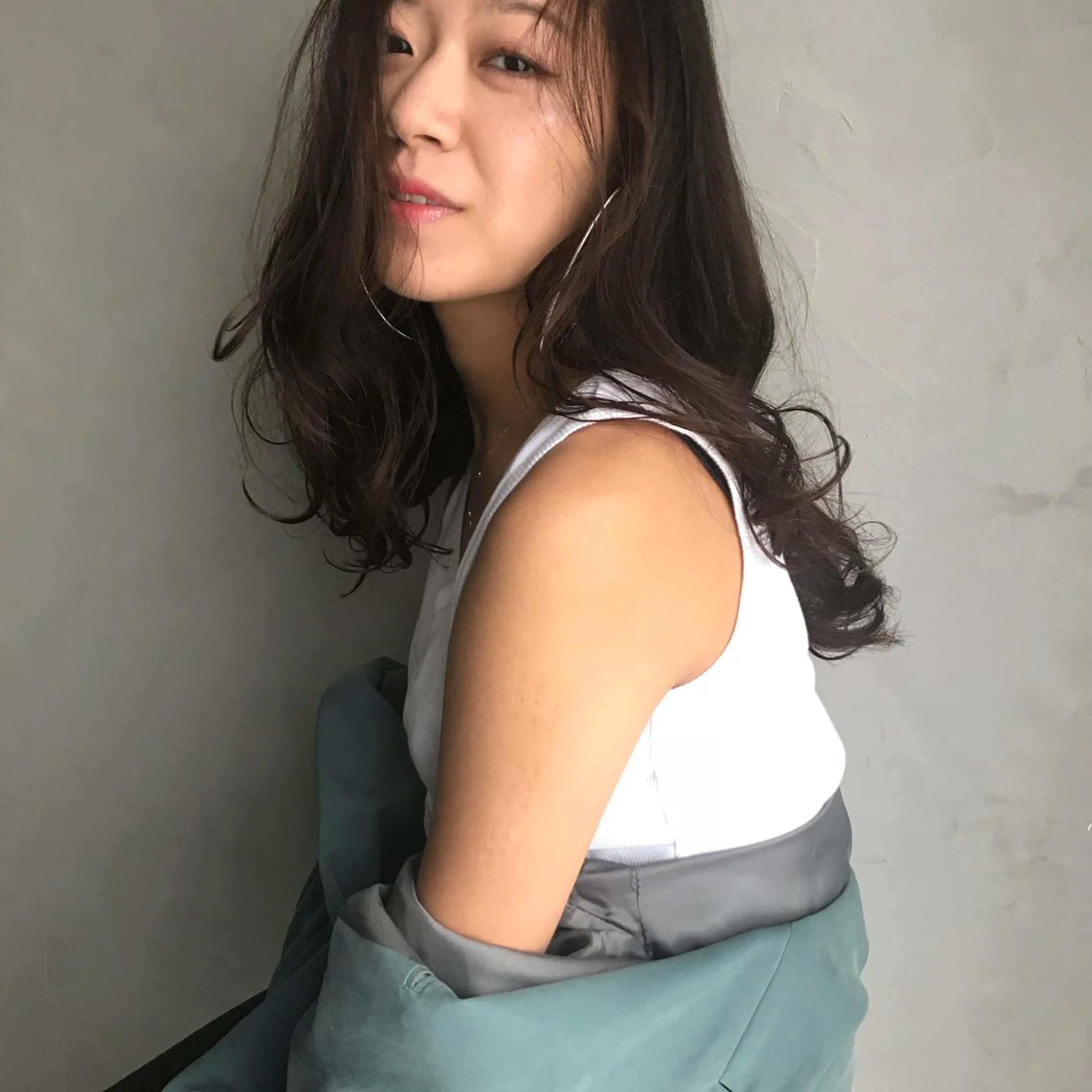 ロング ロング 柔らかブラウン/顔周 りレイヤー♡ユウシのヘアスタイル