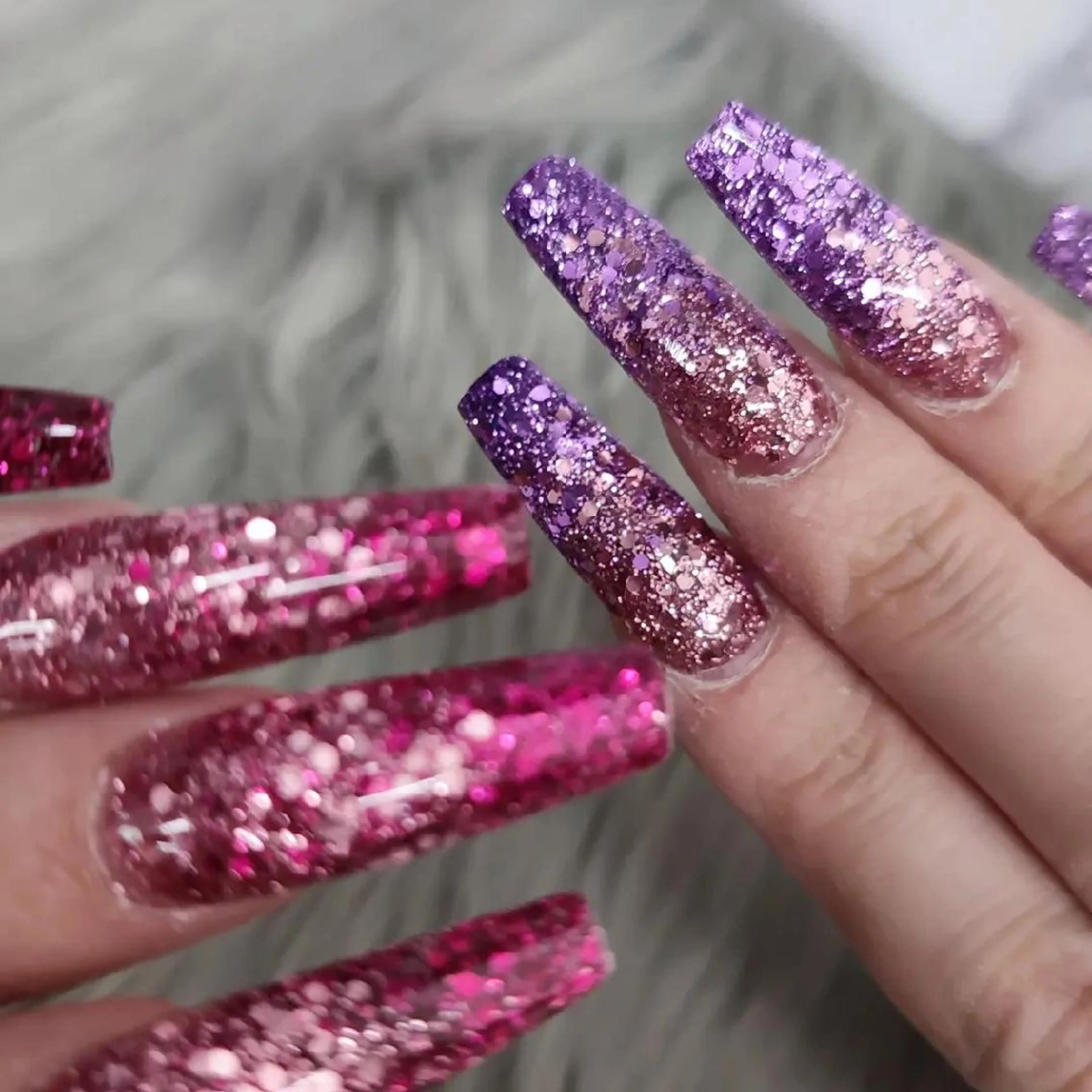 ネイル ハンドネイル RUNWAY 　　の眉毛・アイブロウイメージ