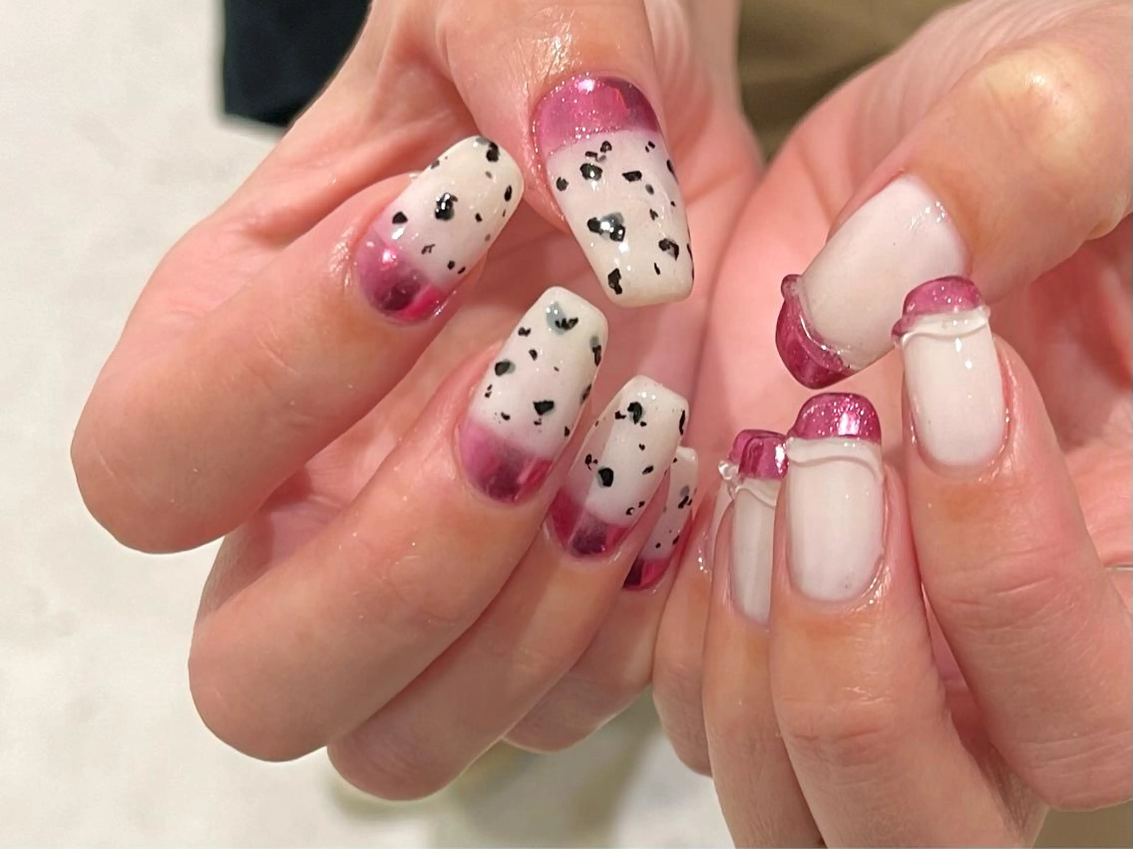 ネイル ハンドネイル フットネイル esby Loely MIZUKIのネイルデザイン