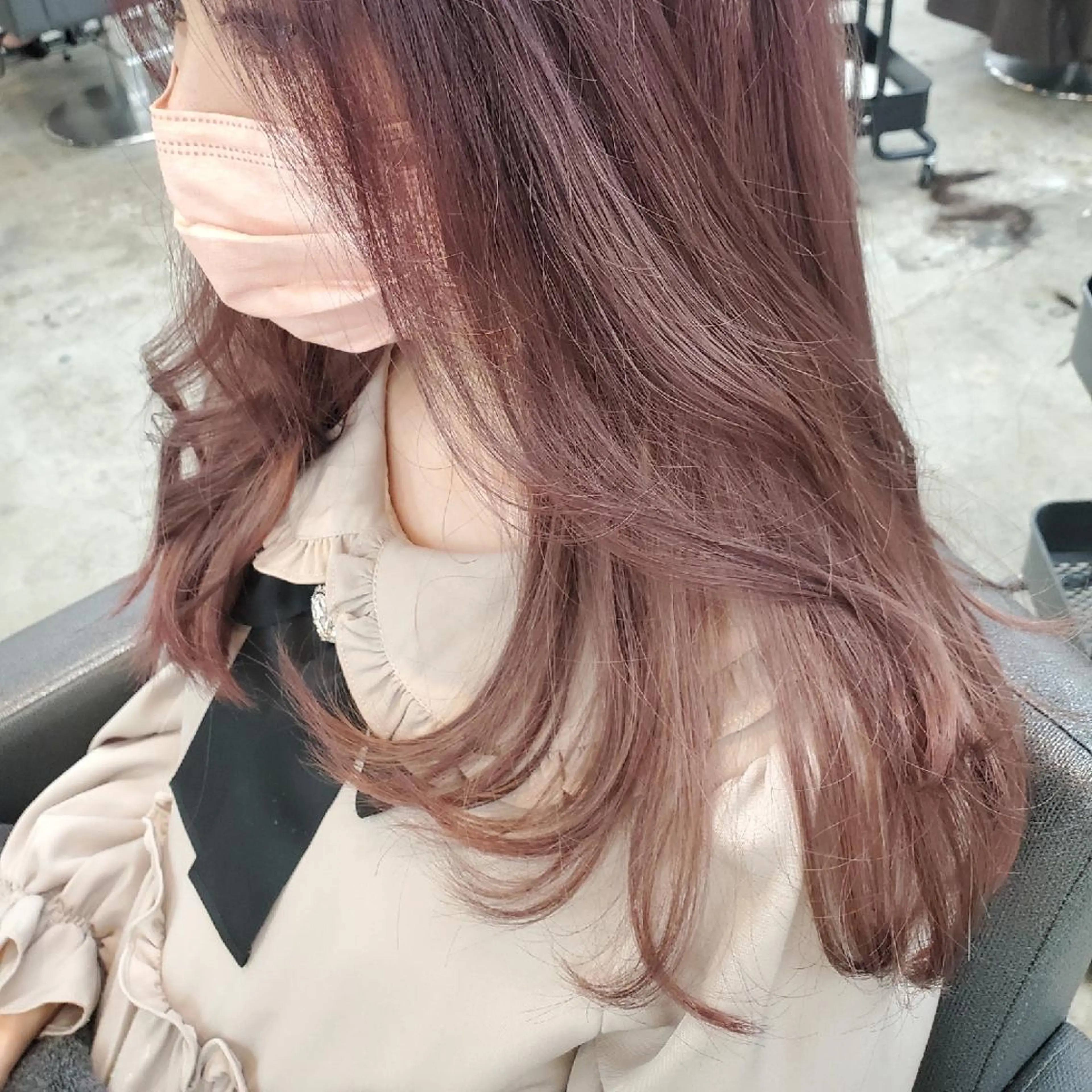 ロング カラー ヘアアレンジ ブラウンカラー ピンクカラー ピンクブラウン 顔まわりデザイン🌿 ふじこのヘアスタイル