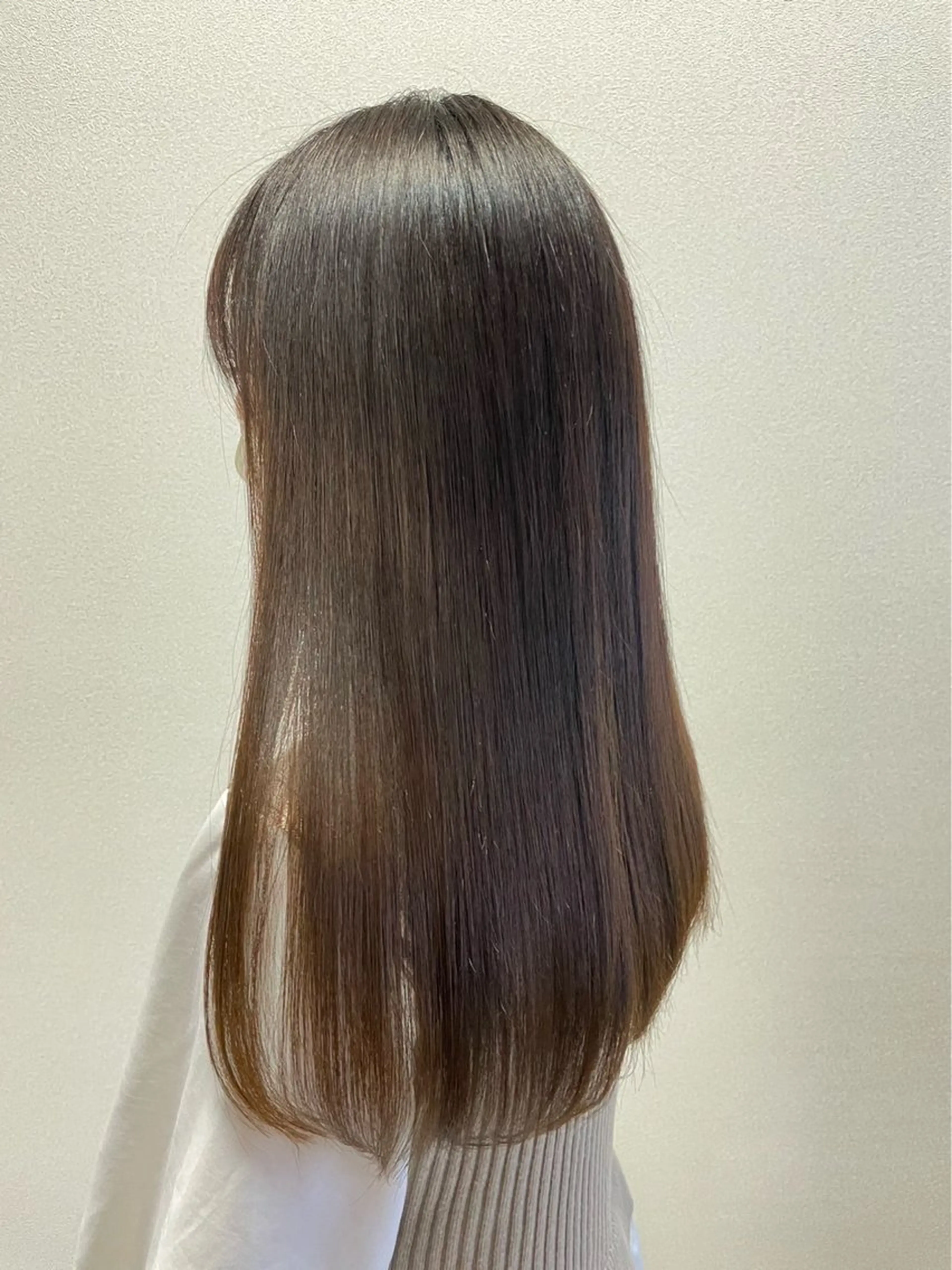 ロング 安森 日向のヘアスタイル