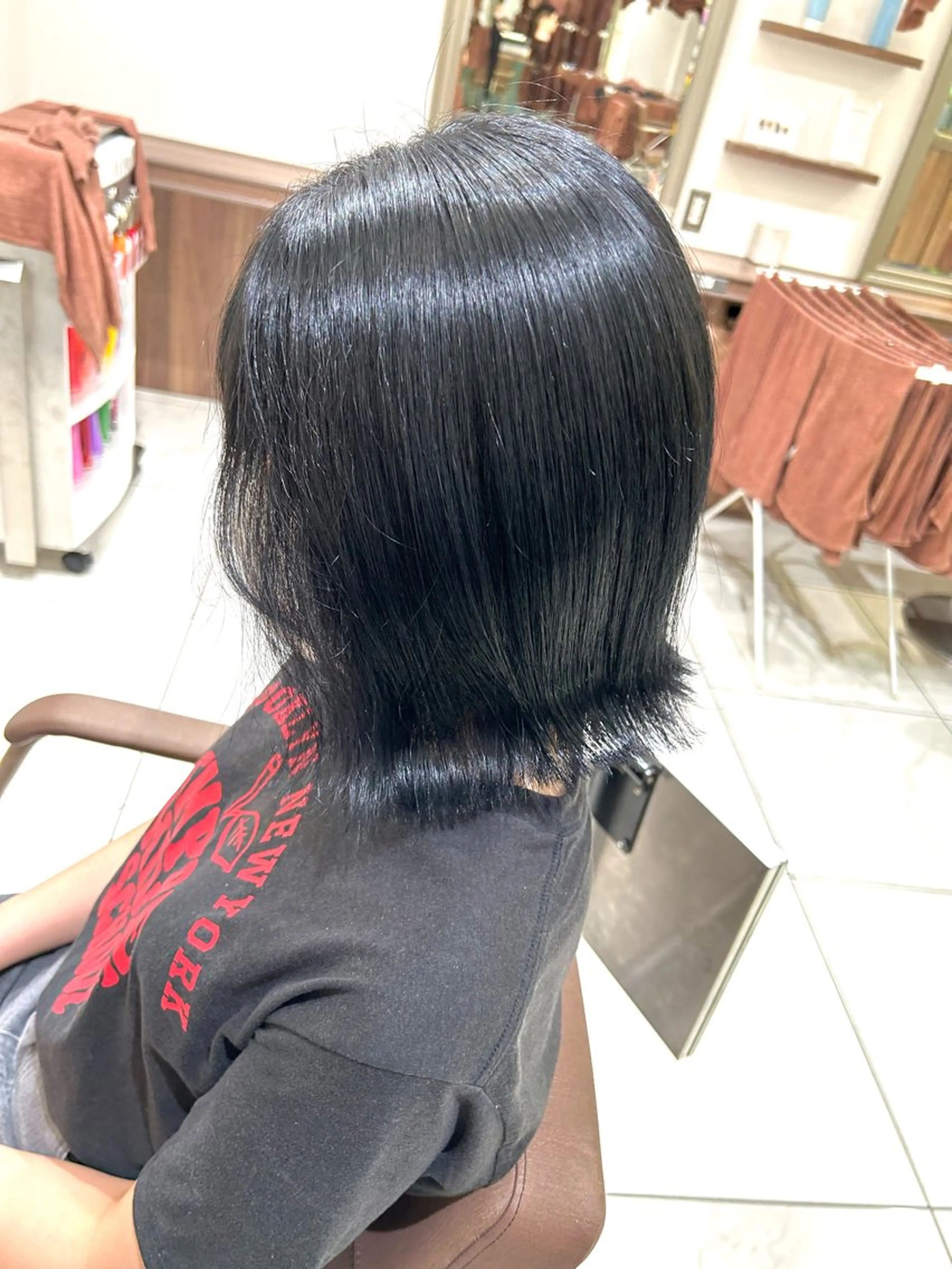 ミディアム カット ヘアカラー 長田 有加のヘアスタイル