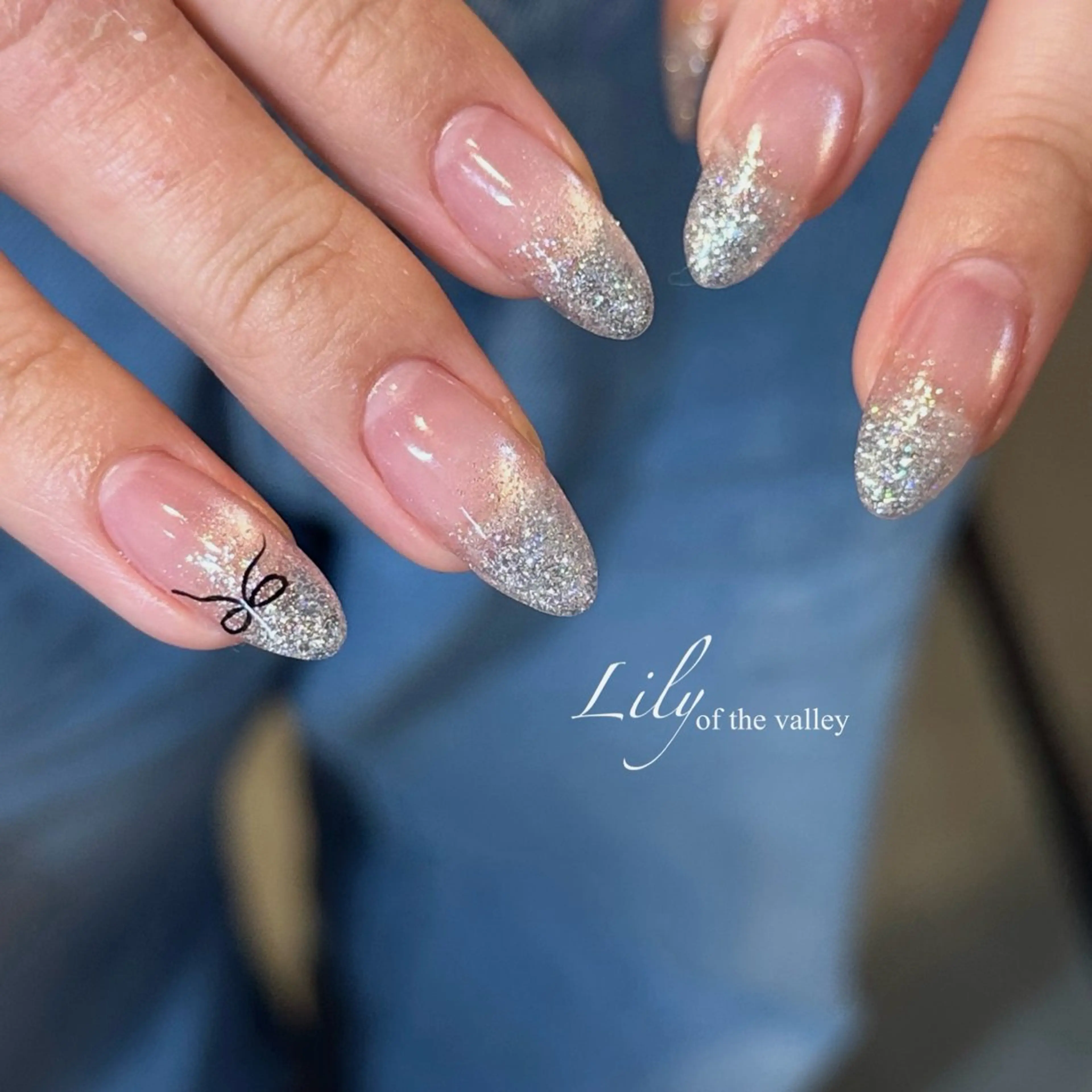 ネイル リボン ハンドネイル Lily nails所属・chika🫶🏻 /中目黒のネイルデザイン