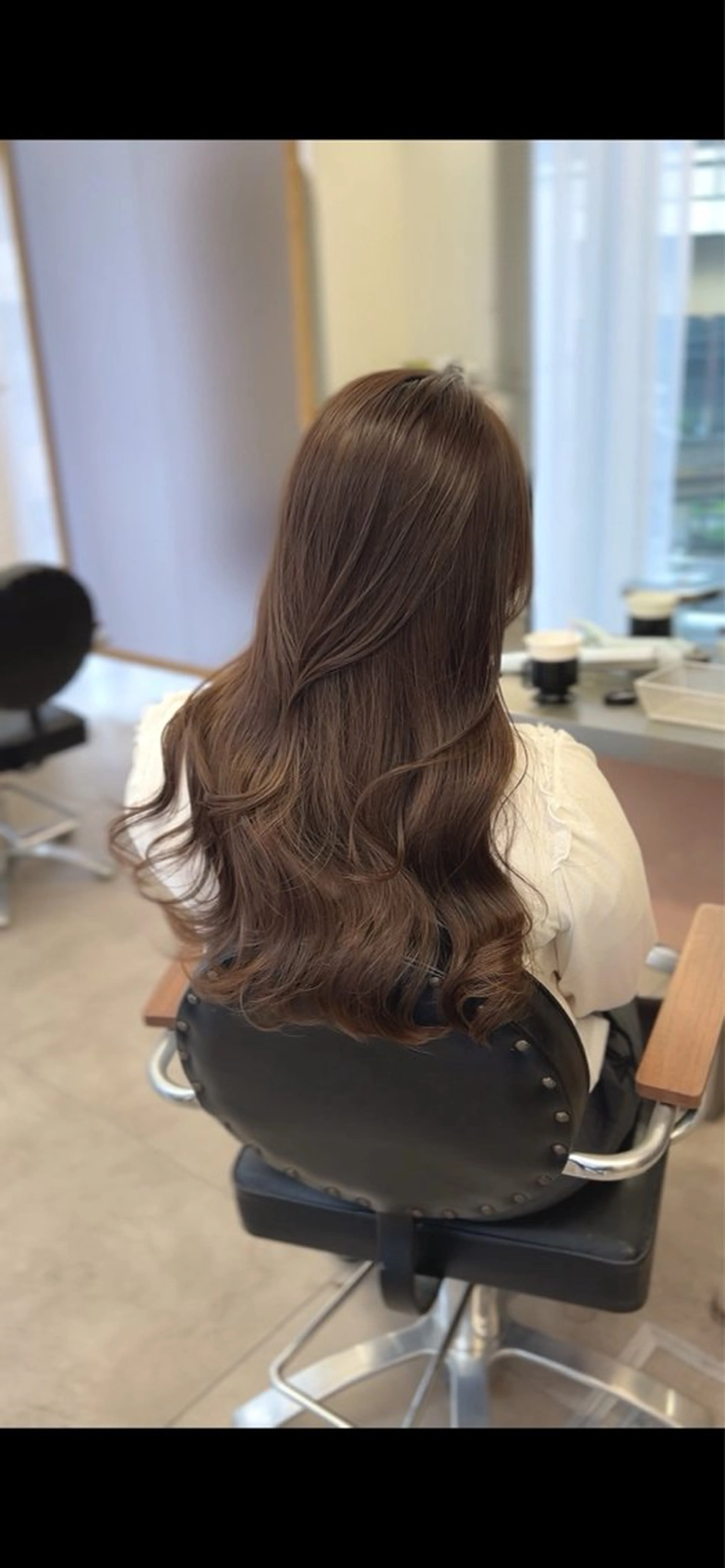 ロング カラー ベージュカラー ブリーチ ブリーチなしカラー 学生 トリートメント 梅田/ベージュ／ 艶カラー／三宅空翔のヘアスタイル