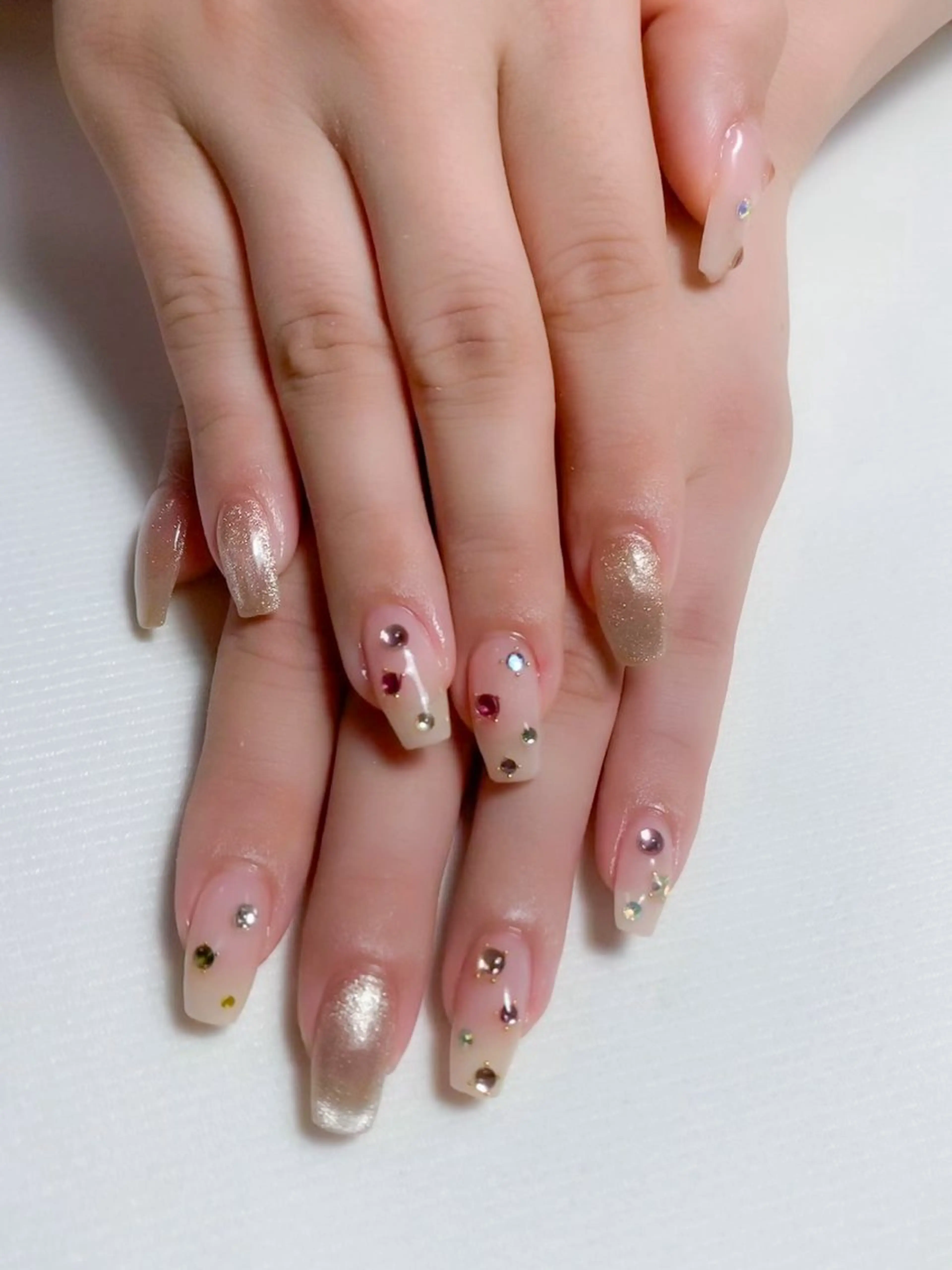 ネイル U·Mi nail salon所属・U·Mi 上野御徒町容のネイルデザイン