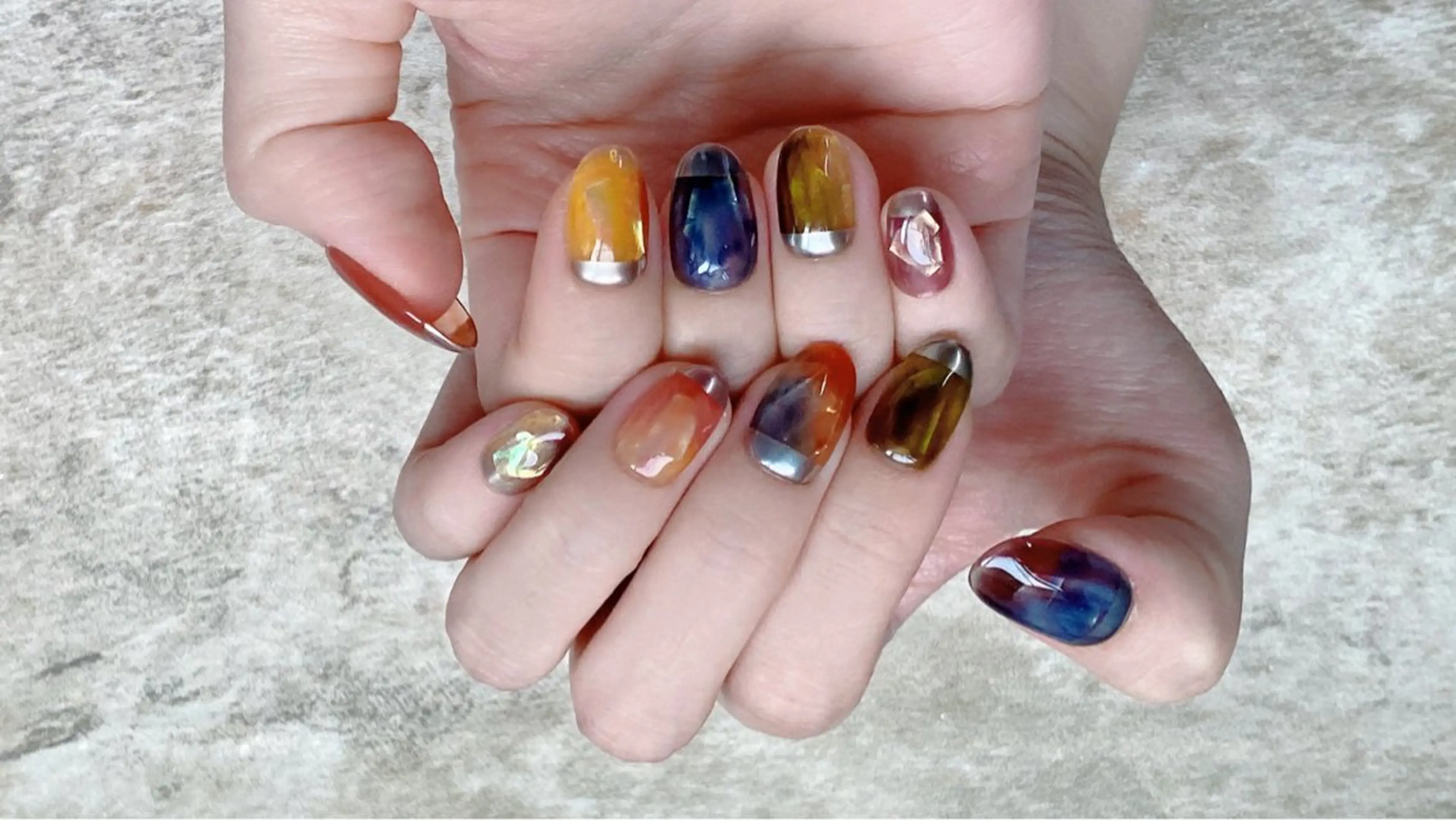 ショート ハンドネイル amireux所属・チ まるこのネイルデザイン