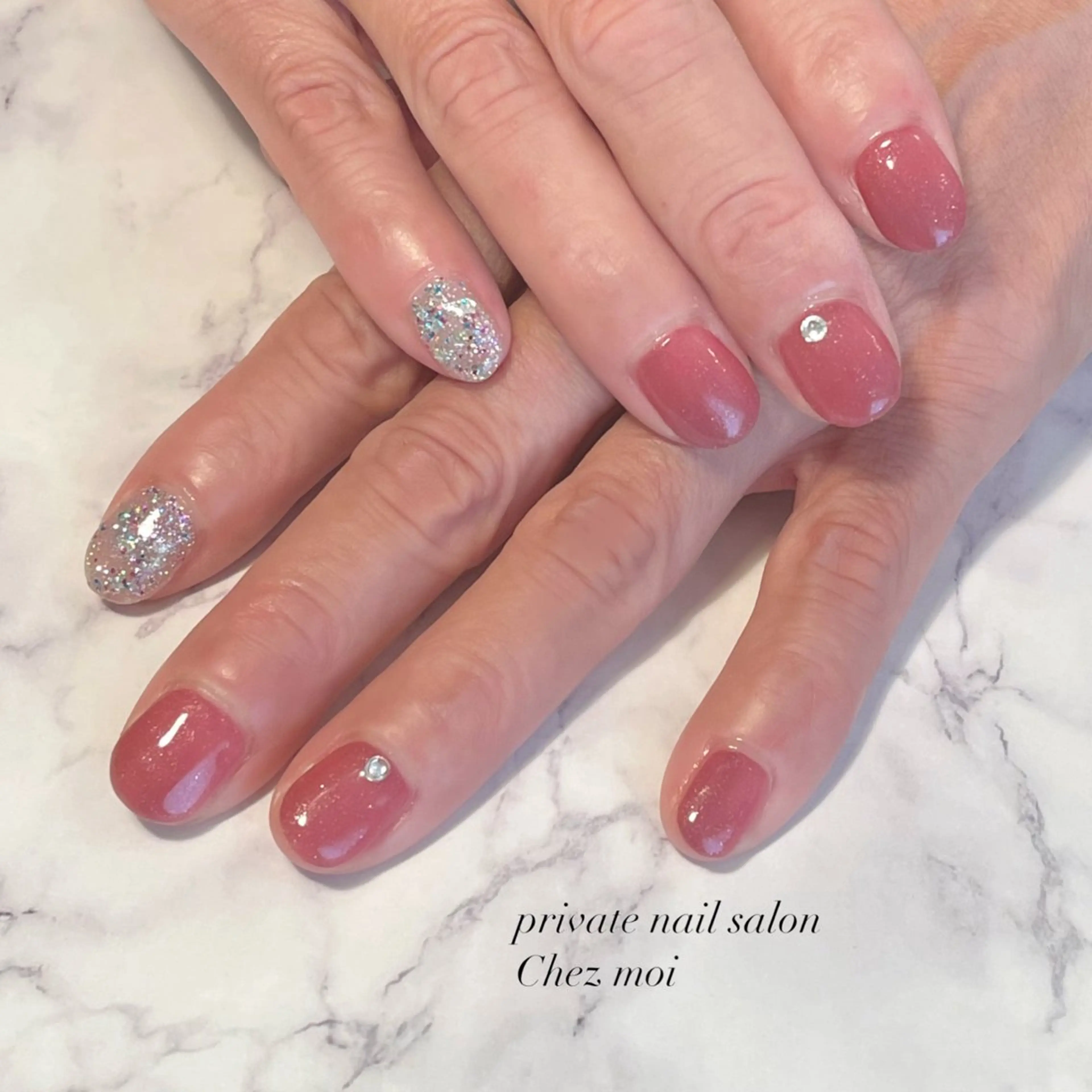 ネイル KOMINE TOMOKOのネイルデザイン