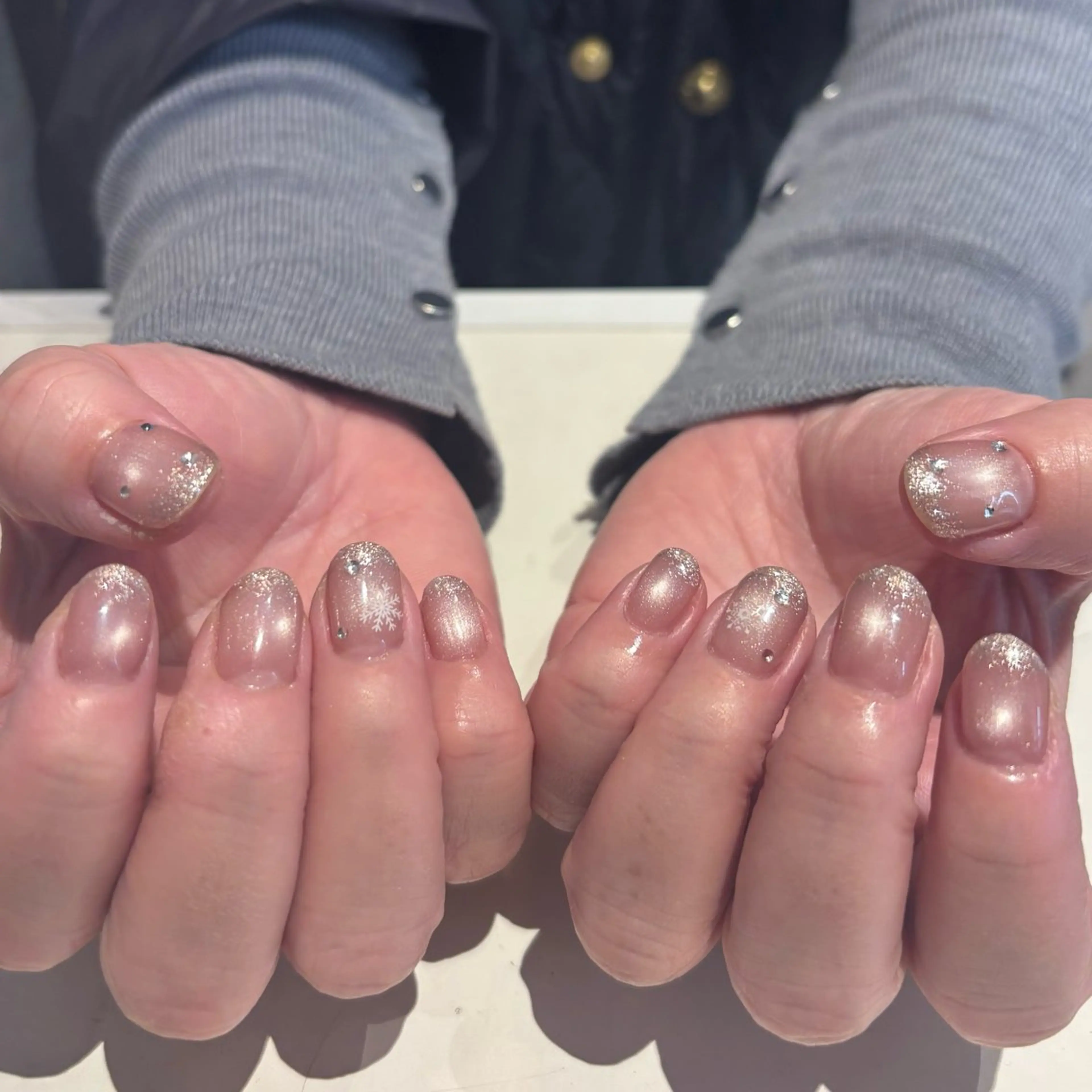 ネイル 石川 萌香のネイルデザイン