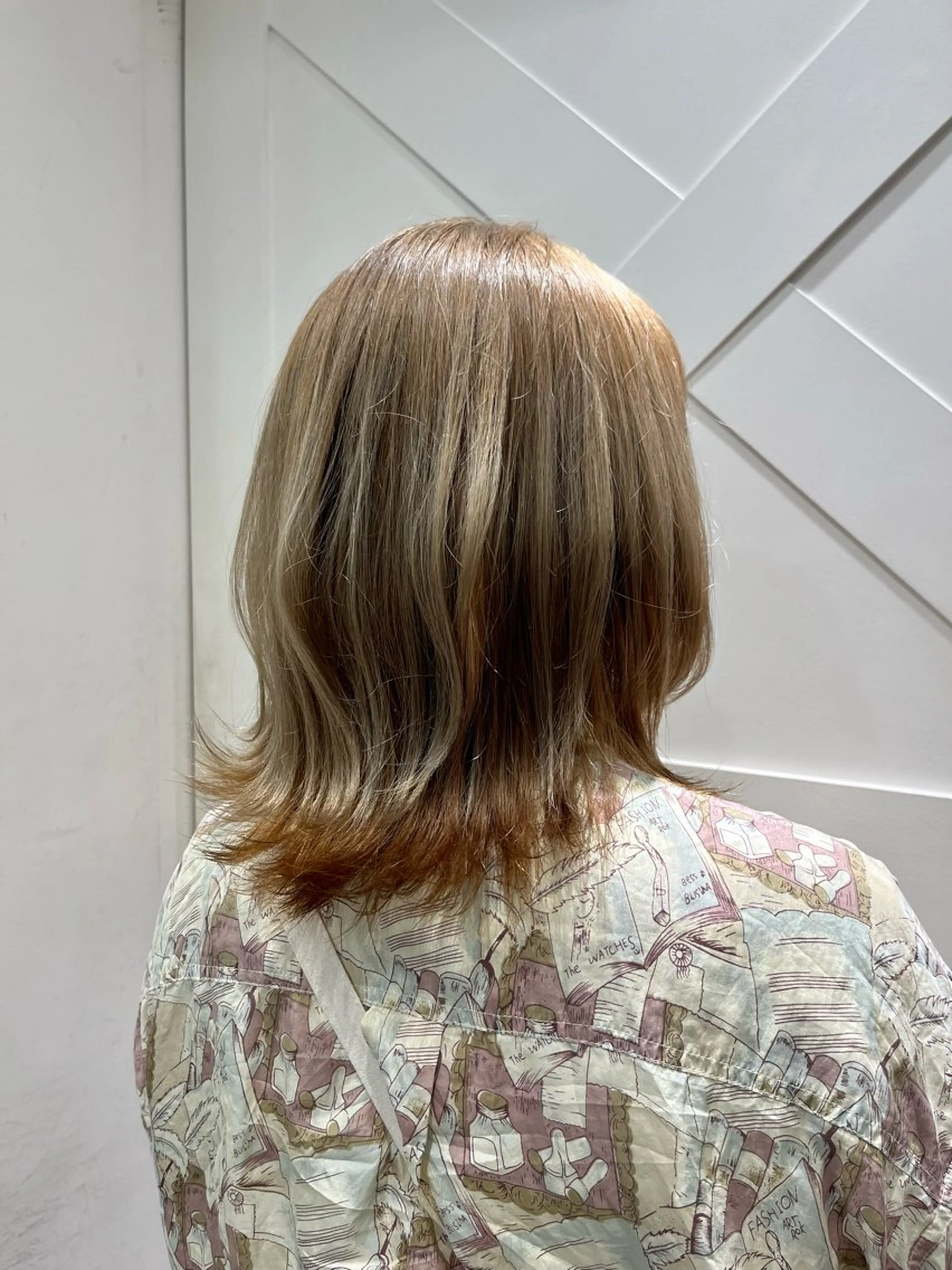 ミディアム 🫧ハイトーン個性髪 🫧マヤのヘアスタイル