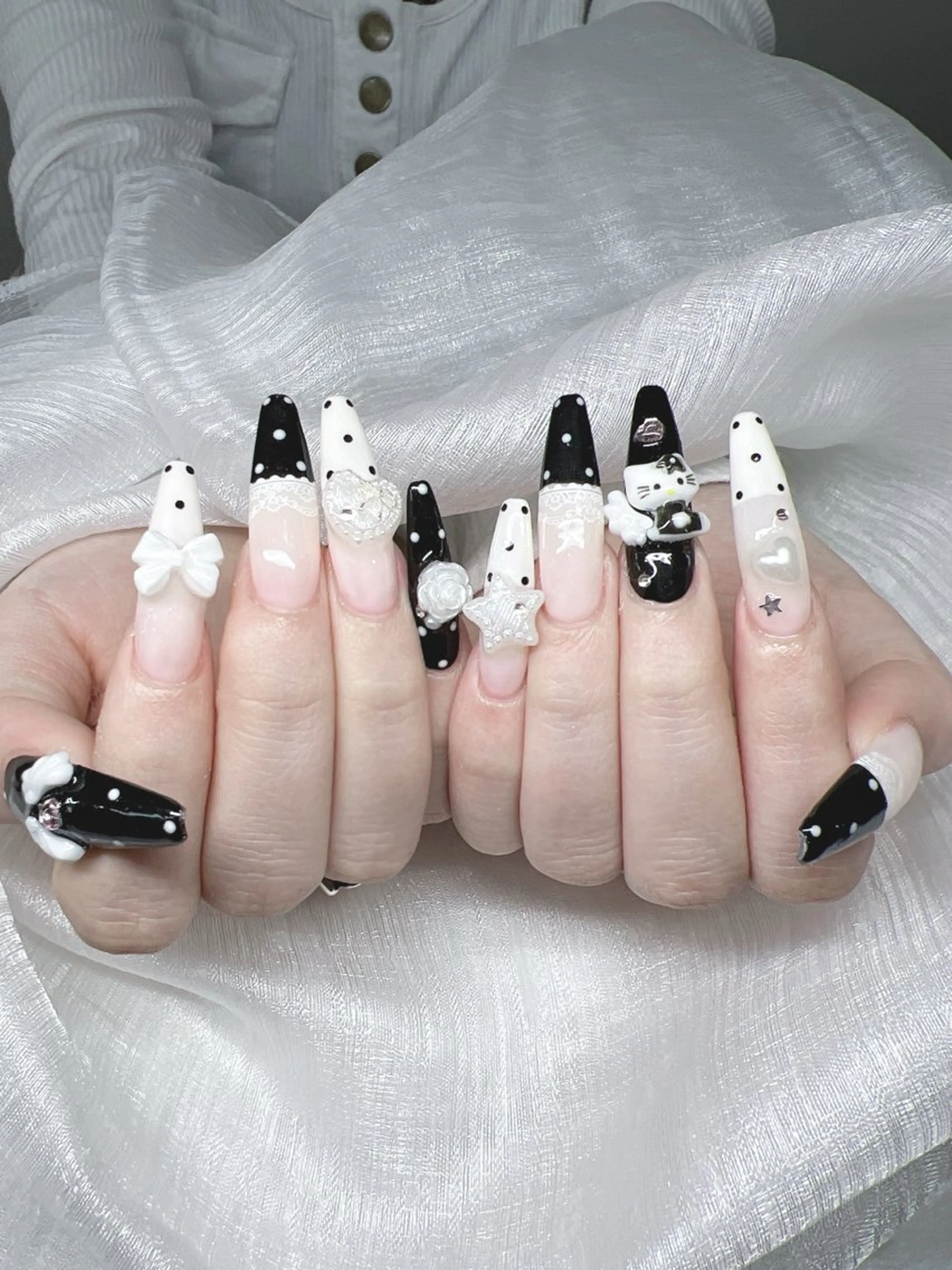 ネイル ハンドネイル Lee Nails チップ長さだし専門店のネイルデザイン