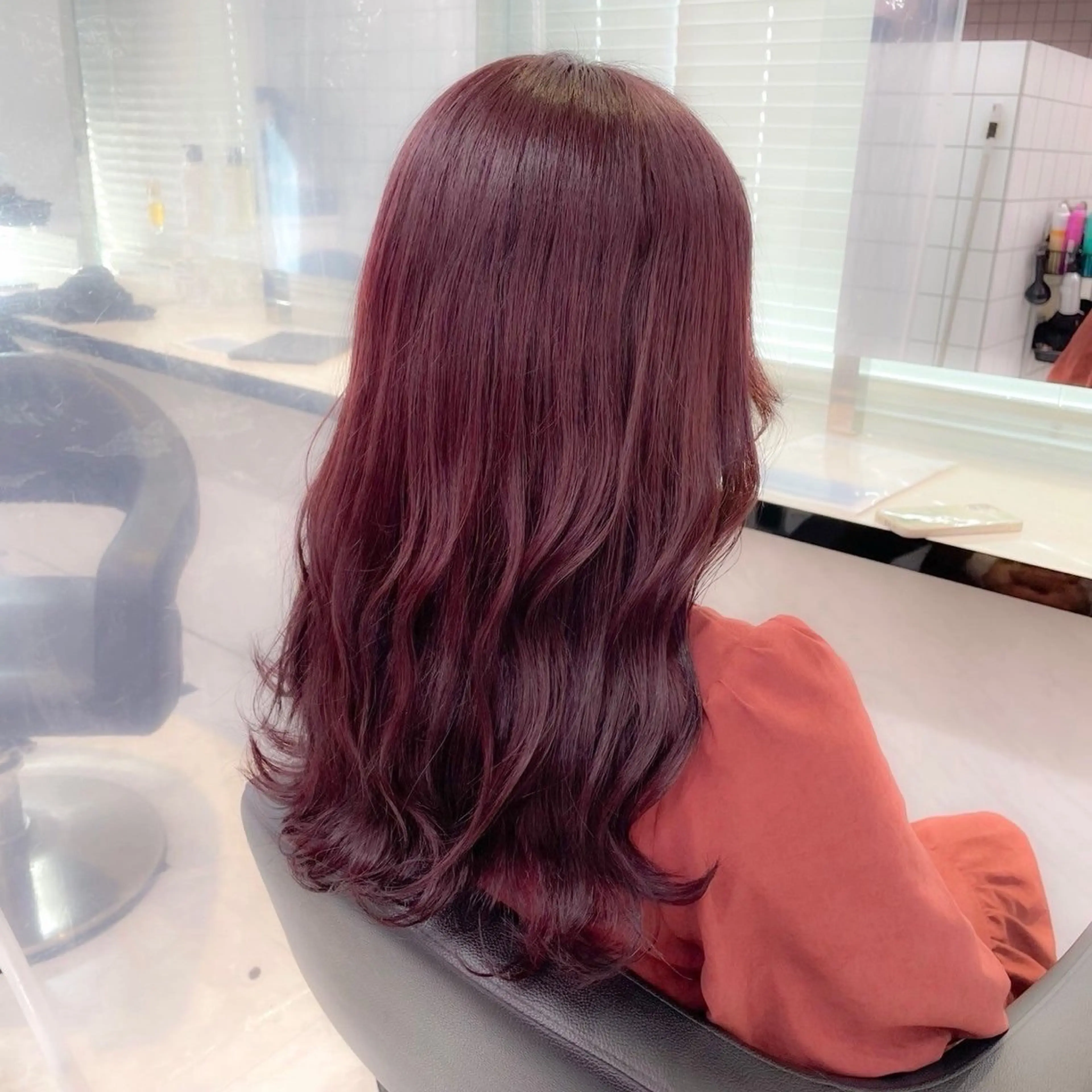 カラー girlな暖色ヘア 🪽🫧ハルナ🎀のヘアスタイル