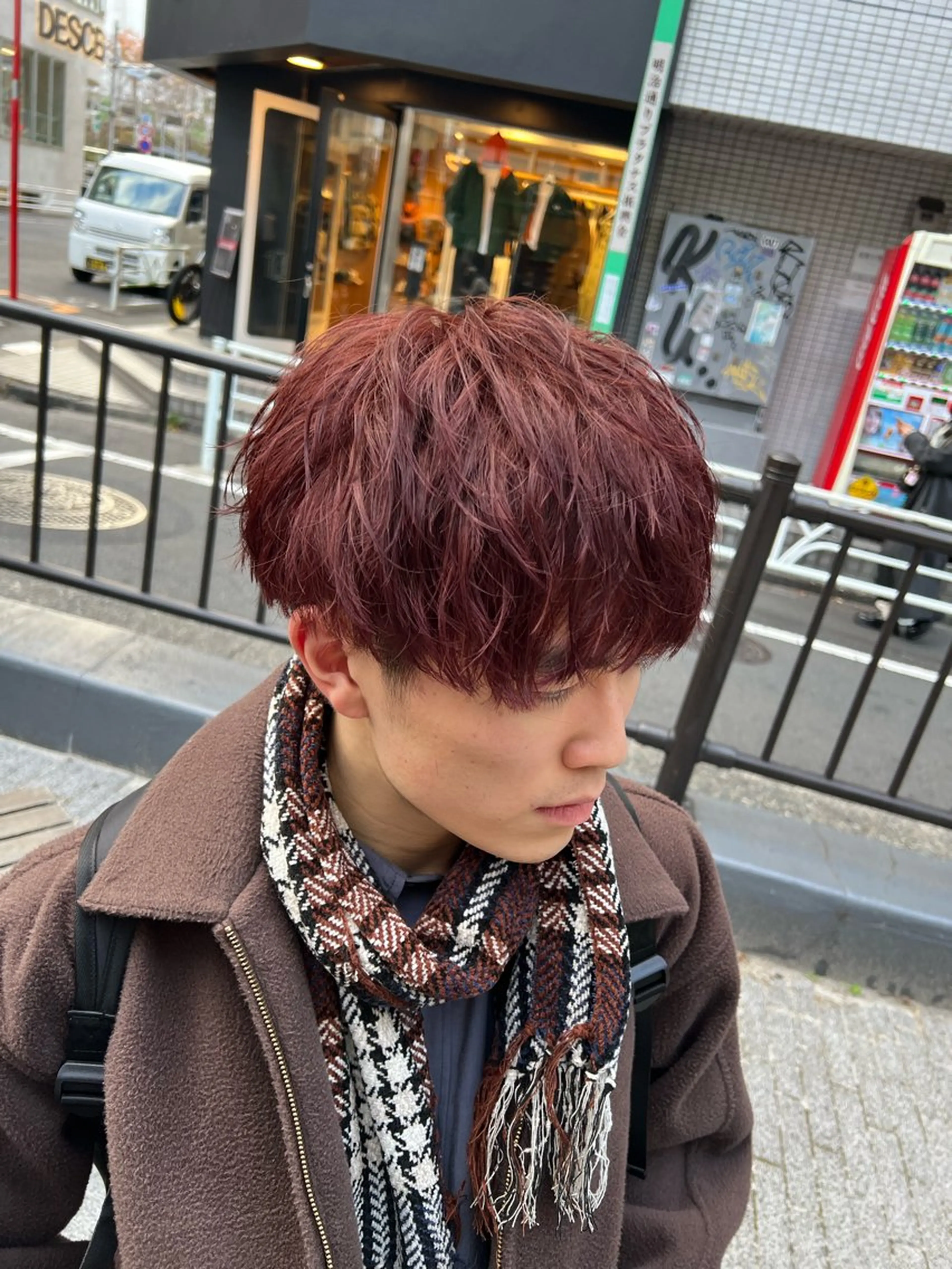 骨格似合わせカット＋ケアブリーチWカラーの写真