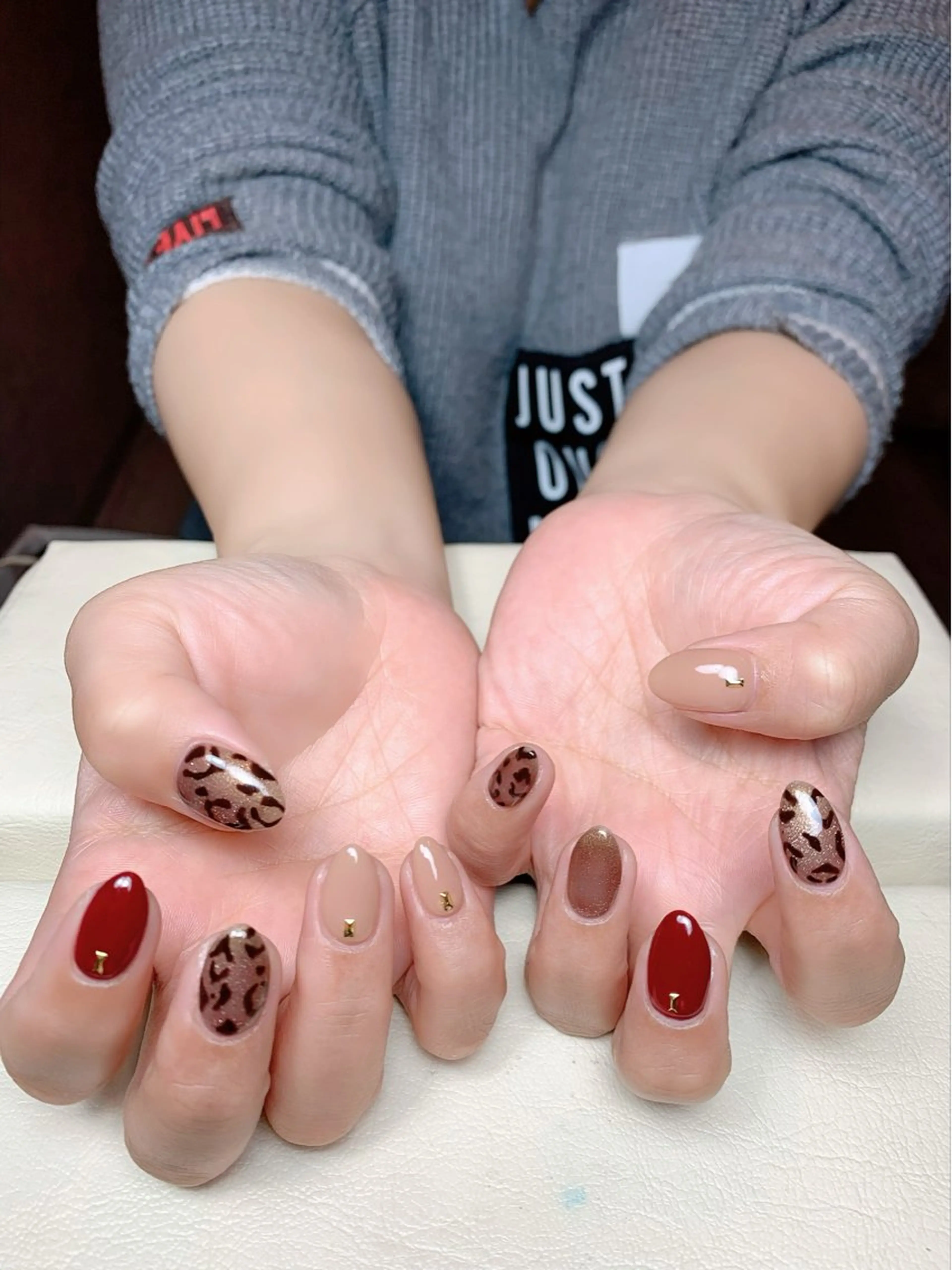 ネイル アニマル柄 Nail Salon R.N アールドットエヌ所属・R.N アールドットエヌのネイルデザイン