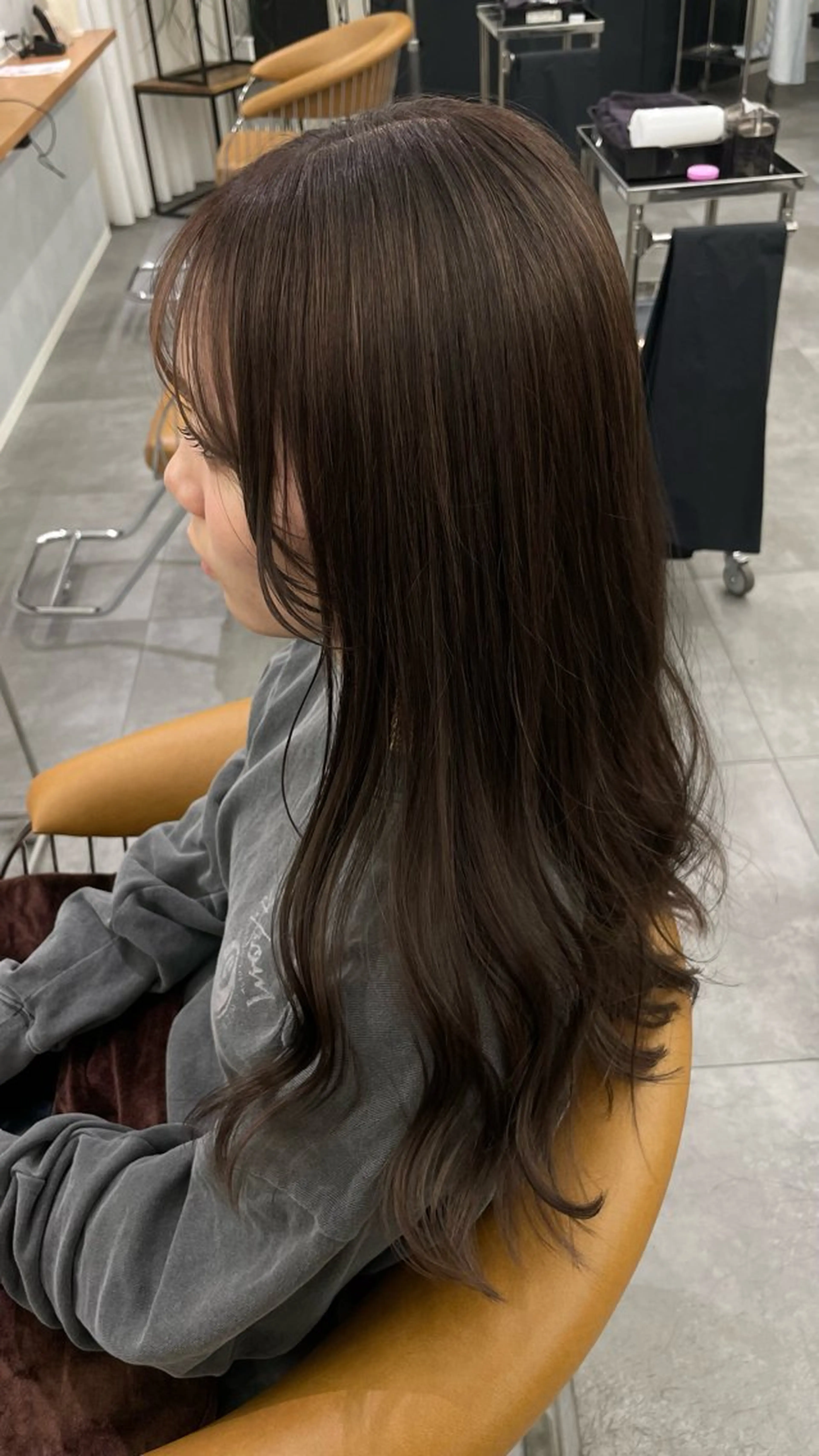 ロング カラー ハイトーンカラー トリートメント 澤田 真凛のヘアスタイル