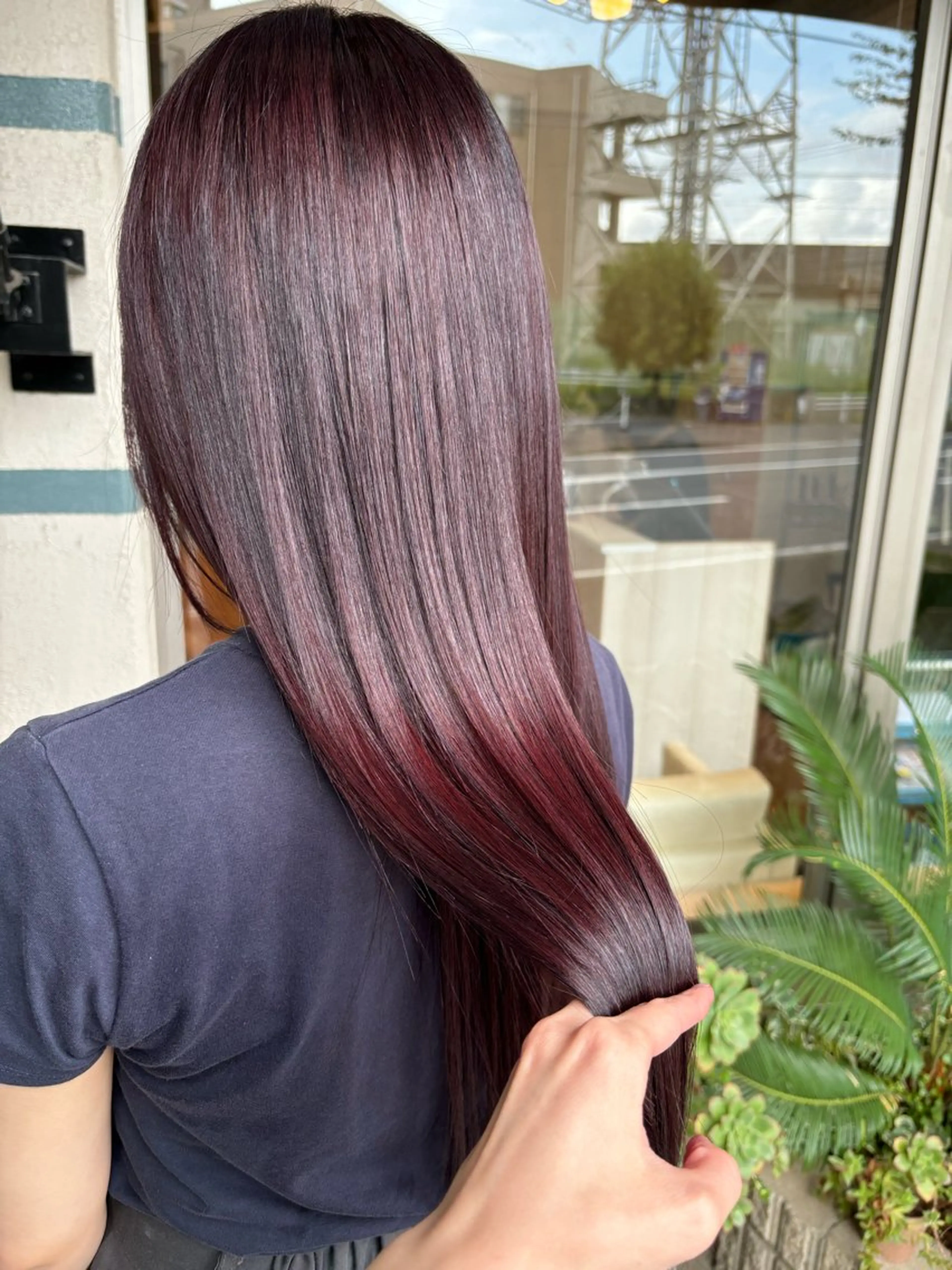 ロング 庄司 桜のヘアスタイル