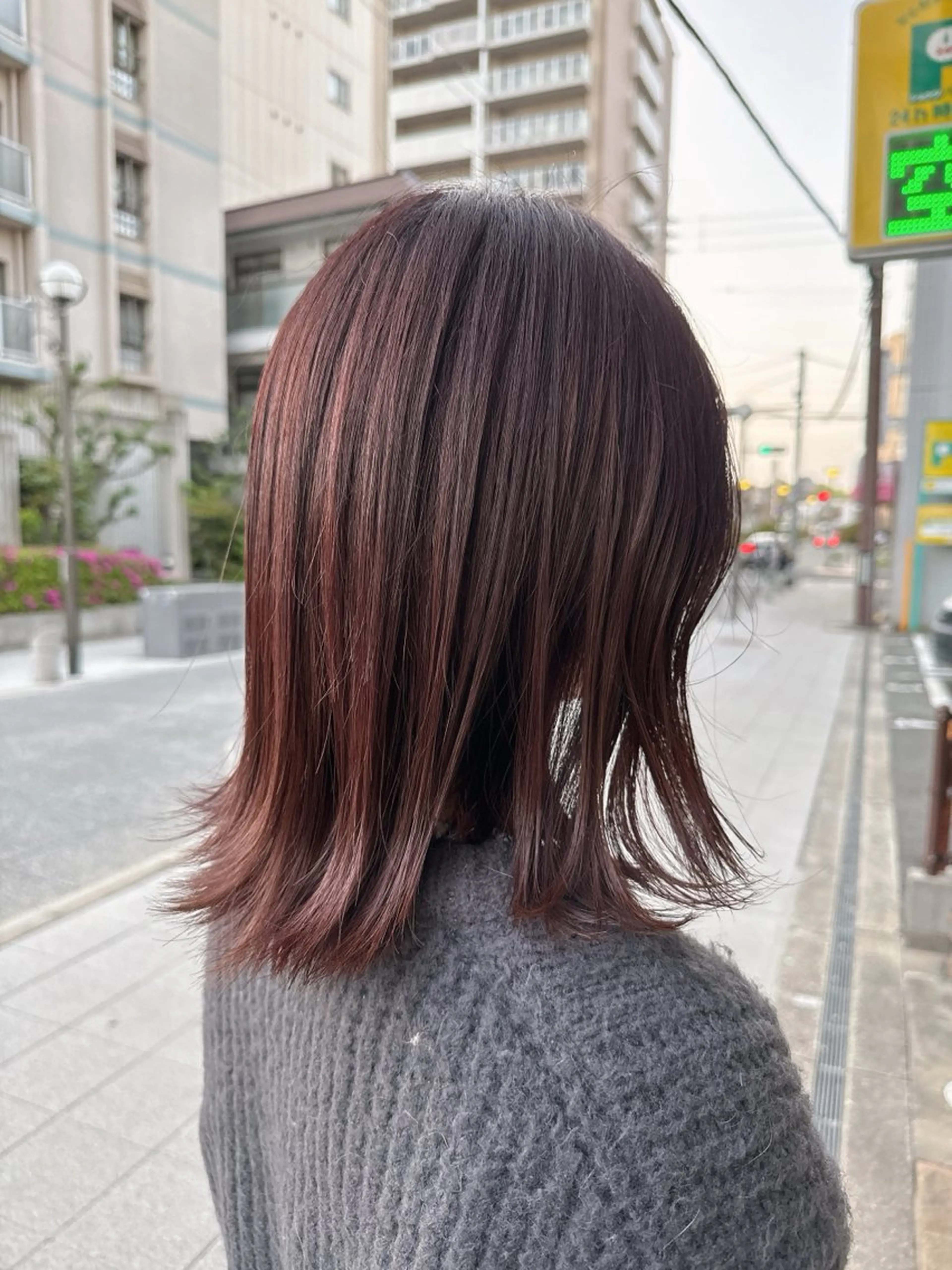 ミディアム カット ヘアカラー 小村 誠也のヘアスタイル