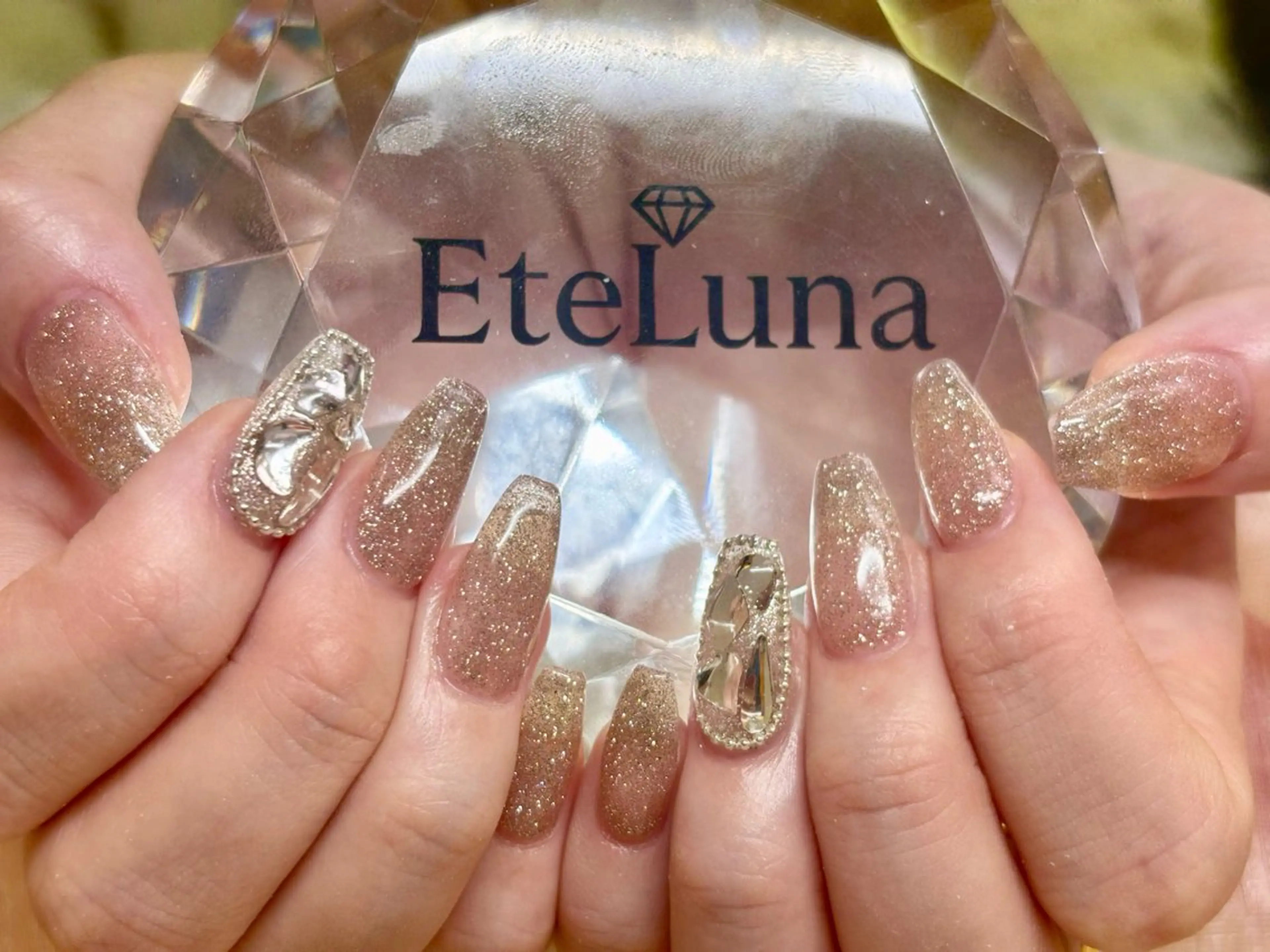 【自爪】マグネット/フラッシュ《2本埋め尽くし》の写真