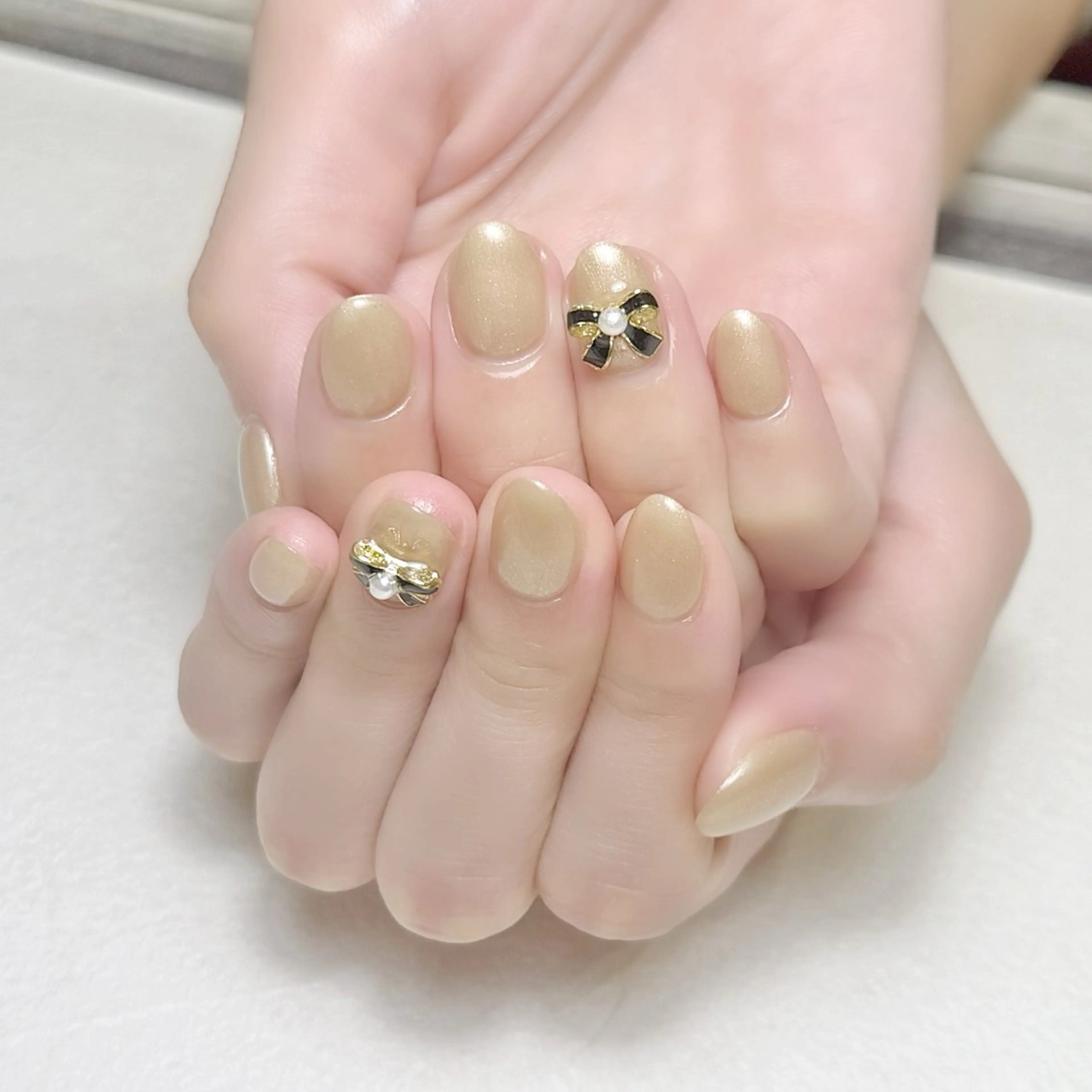 ネイル オフィスネイル リボン rouse nail RISATOのネイルデザイン