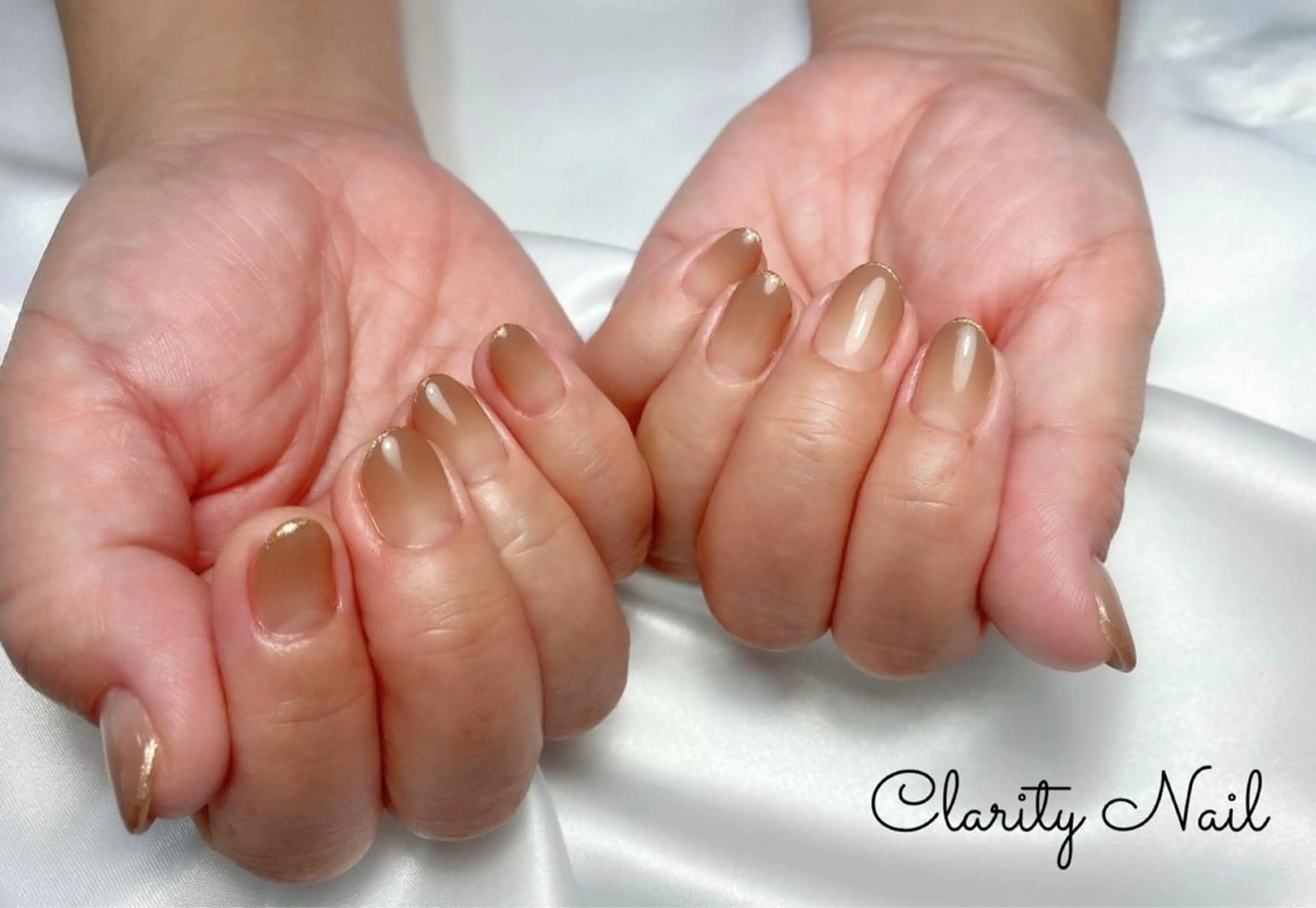 ネイル グラデーション ラメ(グリッター) ハンドネイル Clarity Nailのネイルデザイン