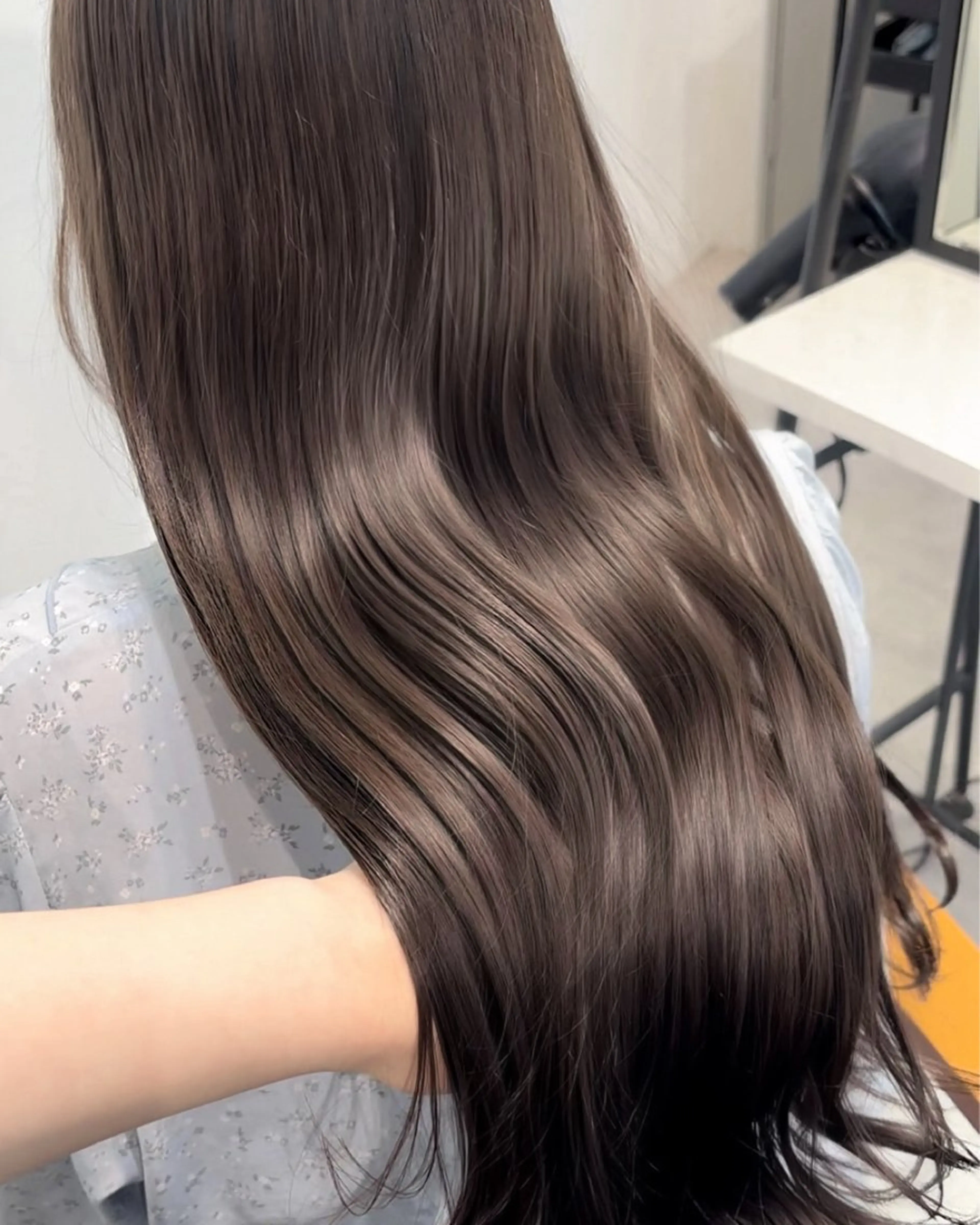 ロング カラー 透明感カラー ‎Lby home 🪽mikuのヘアスタイル