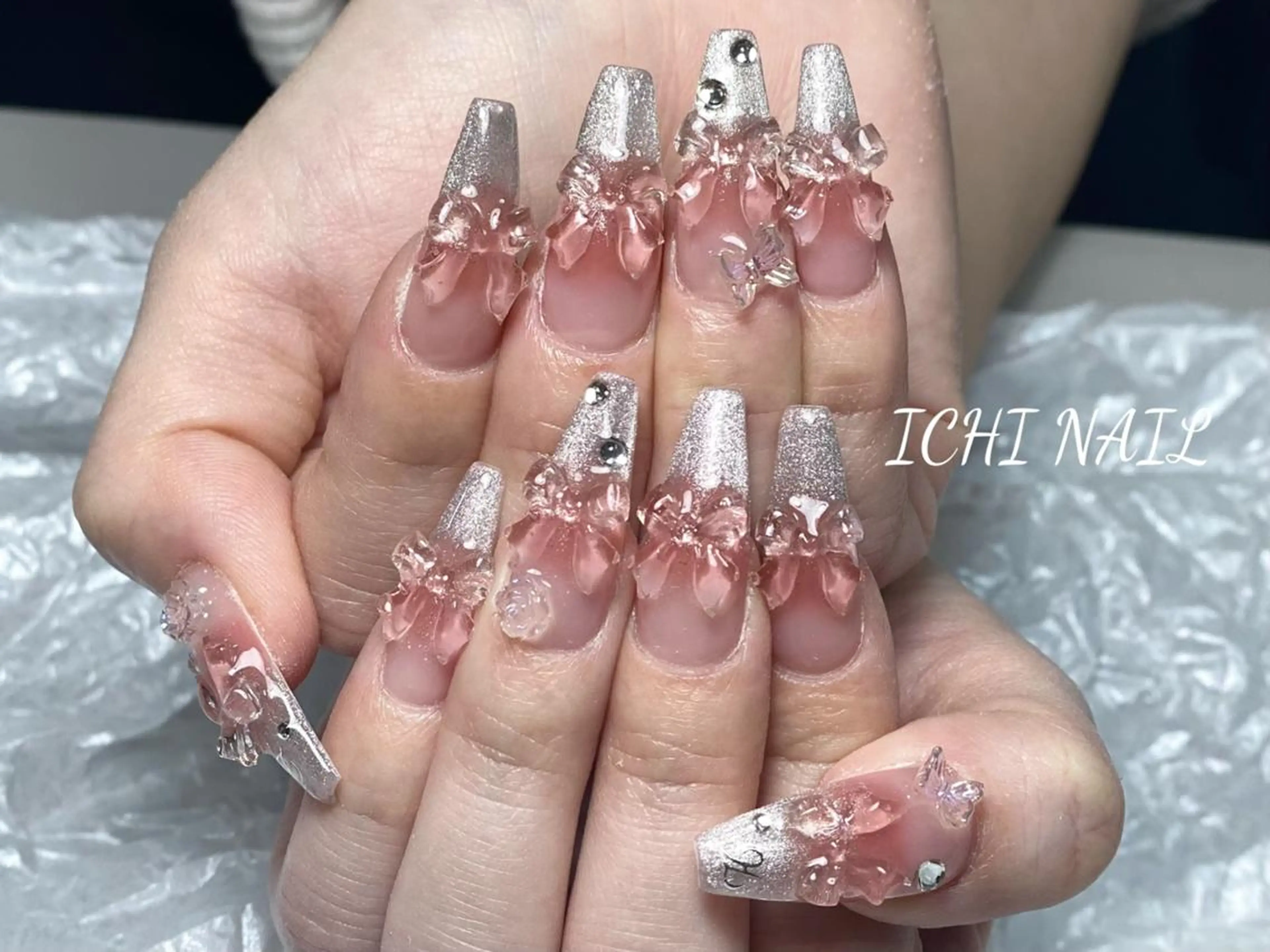 ネイル ハンドネイル 🍪 YOSHI🧋のネイルデザイン