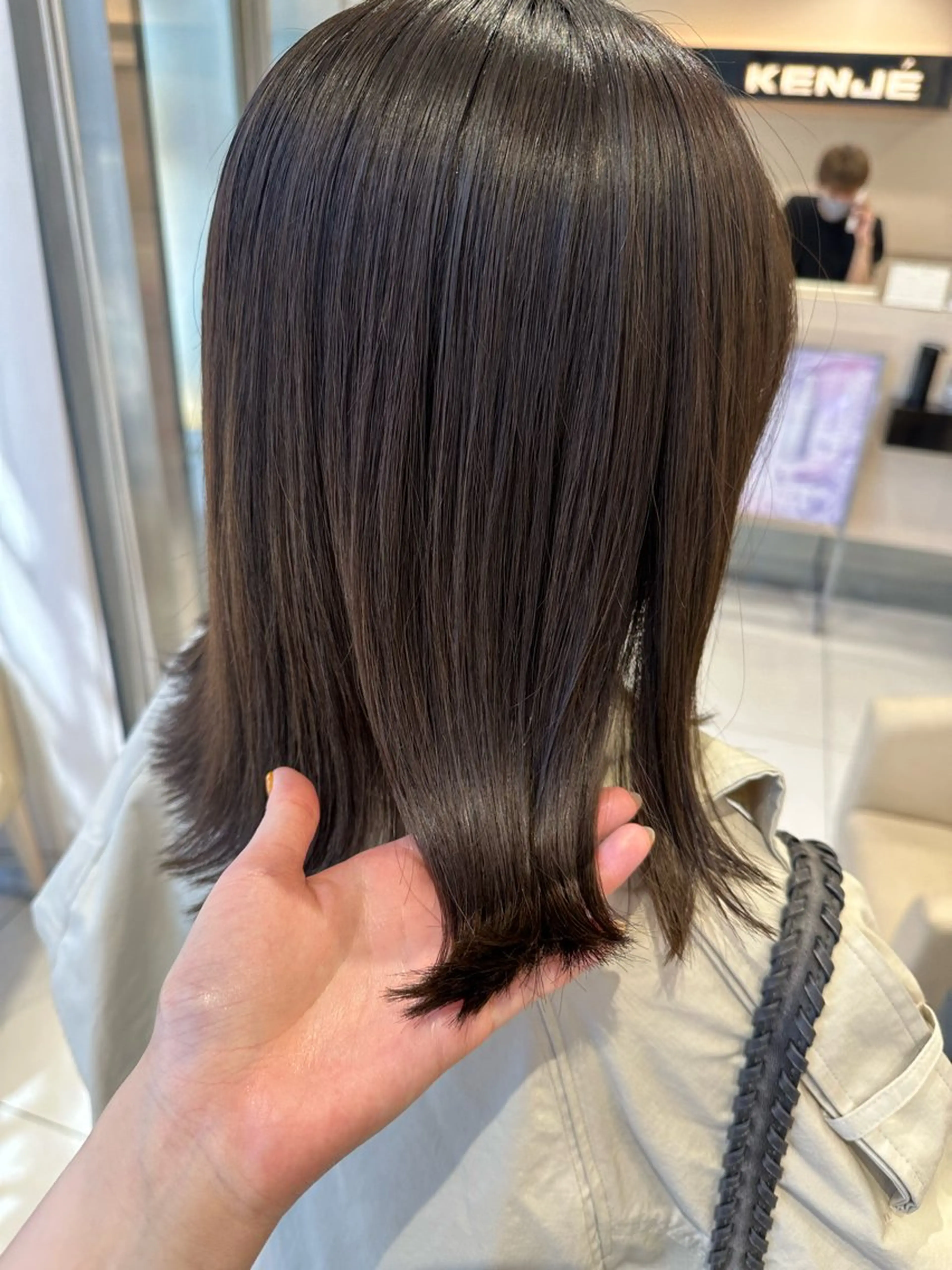 ミディアム カラー カット ヘアカラー トリートメント クロスパーマ/うる艶 カラー/Kurumiのヘアスタイル