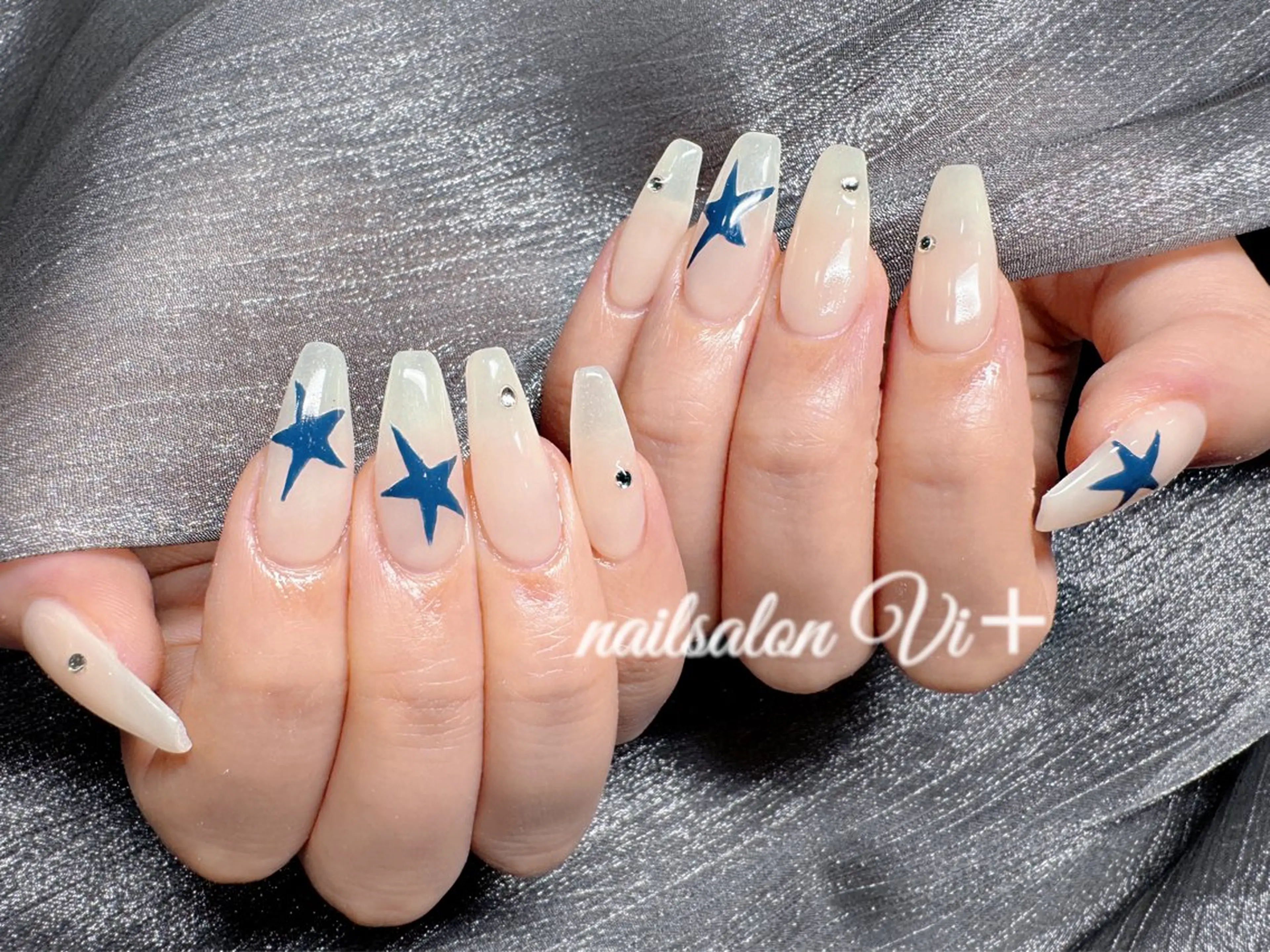 ネイル ✨Nailsalon Vi+✨のネイルデザイン