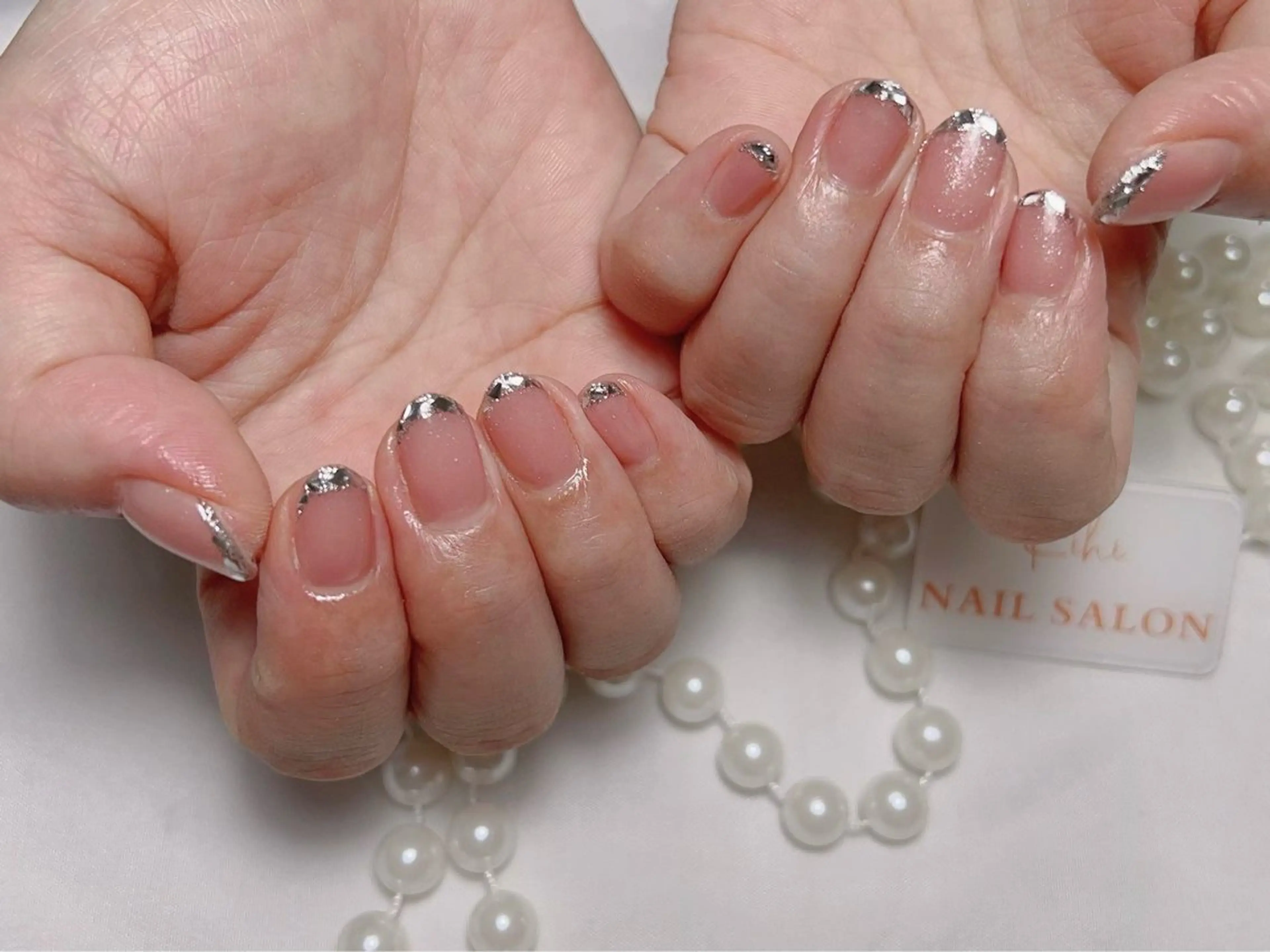 ネイル アートネイル フレンチネイル ジェルネイル グラデーション 韓国ネイル ハンドネイル 💕鈴木ユリ パラジェル/オフ無料のネイルデザイン