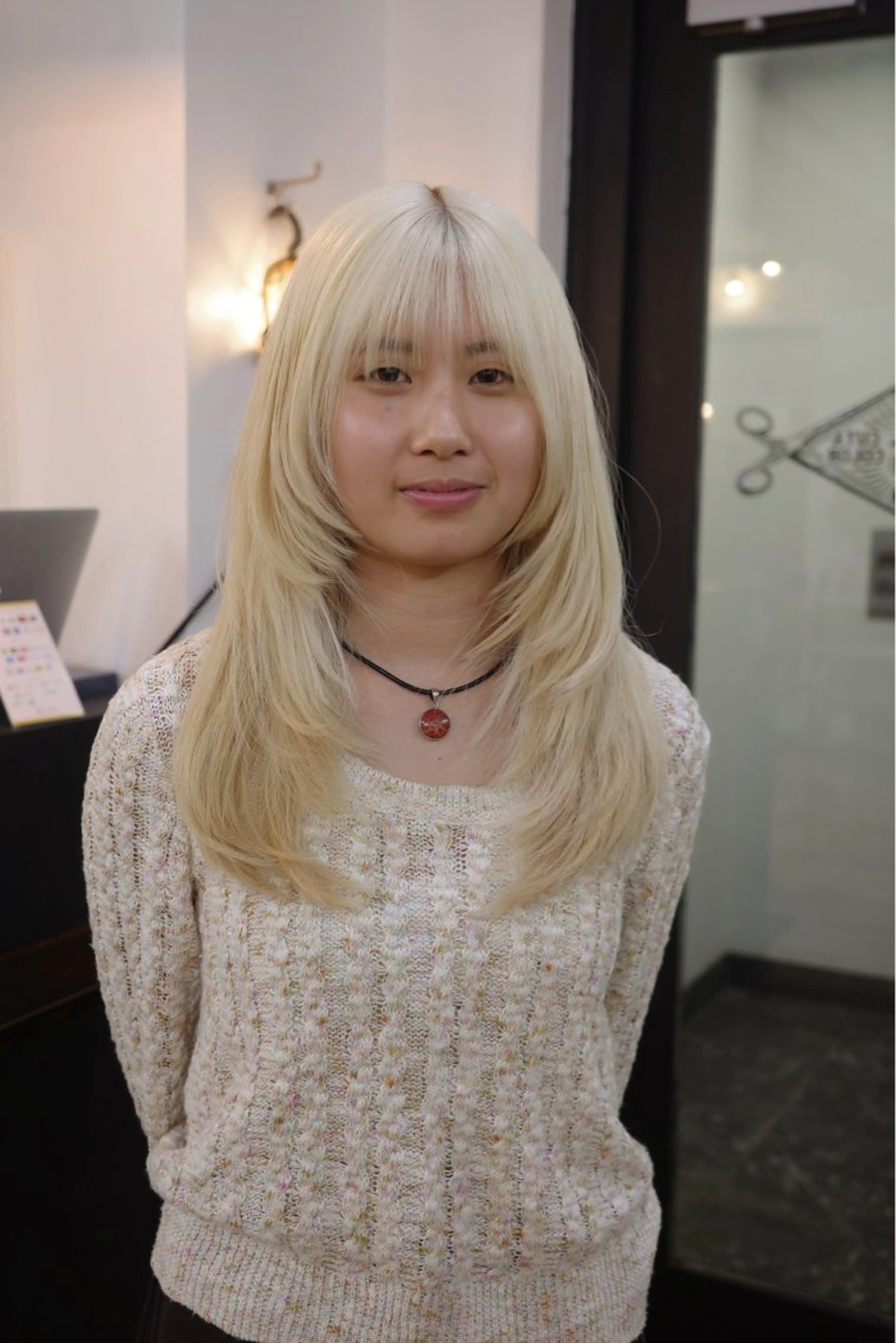 セミロング カラー ハイトーンカラー ⭐️NAZUNAのヘアスタイル