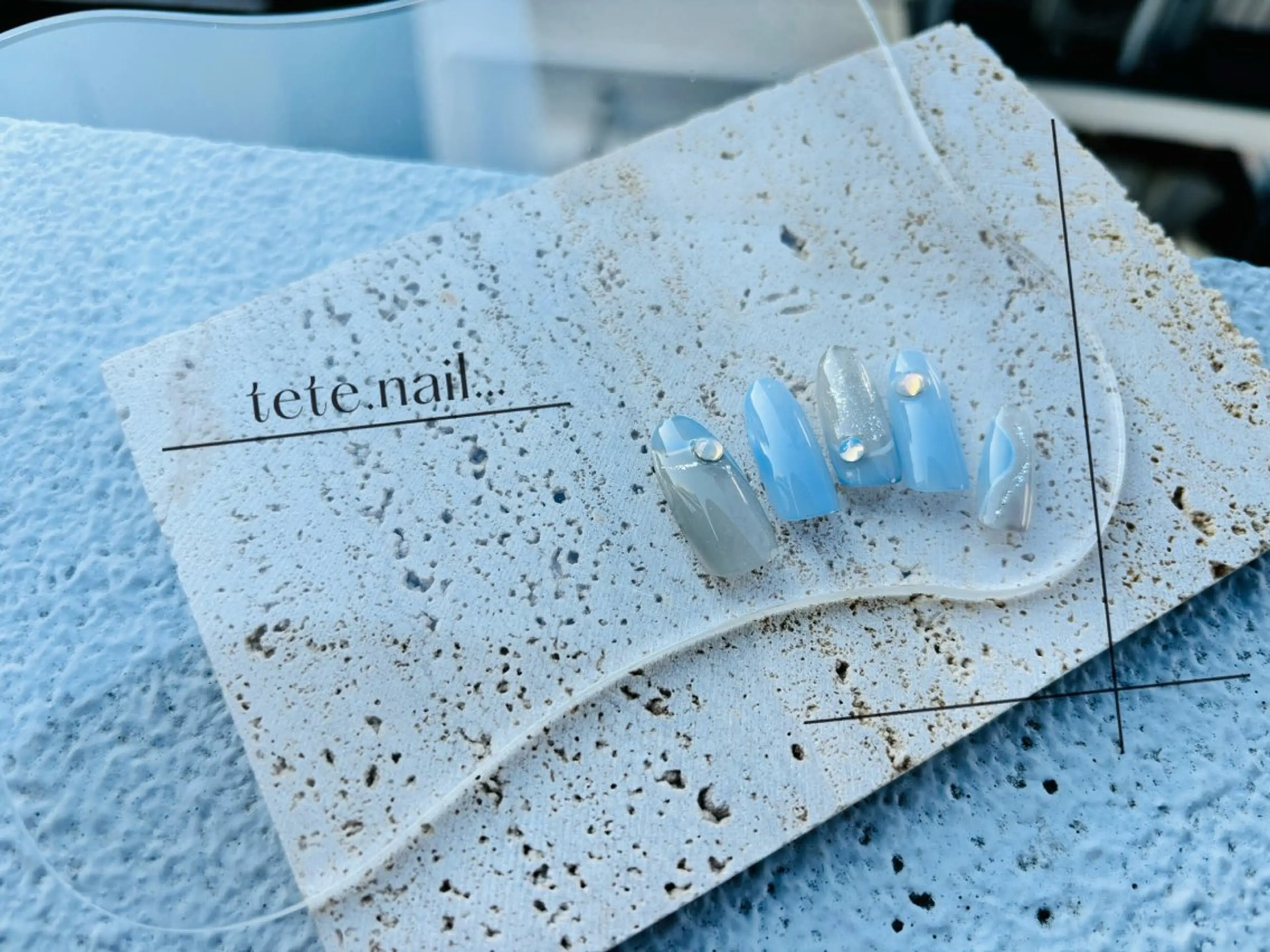 ミディアム ハンドネイル tete. nailのネイルデザイン