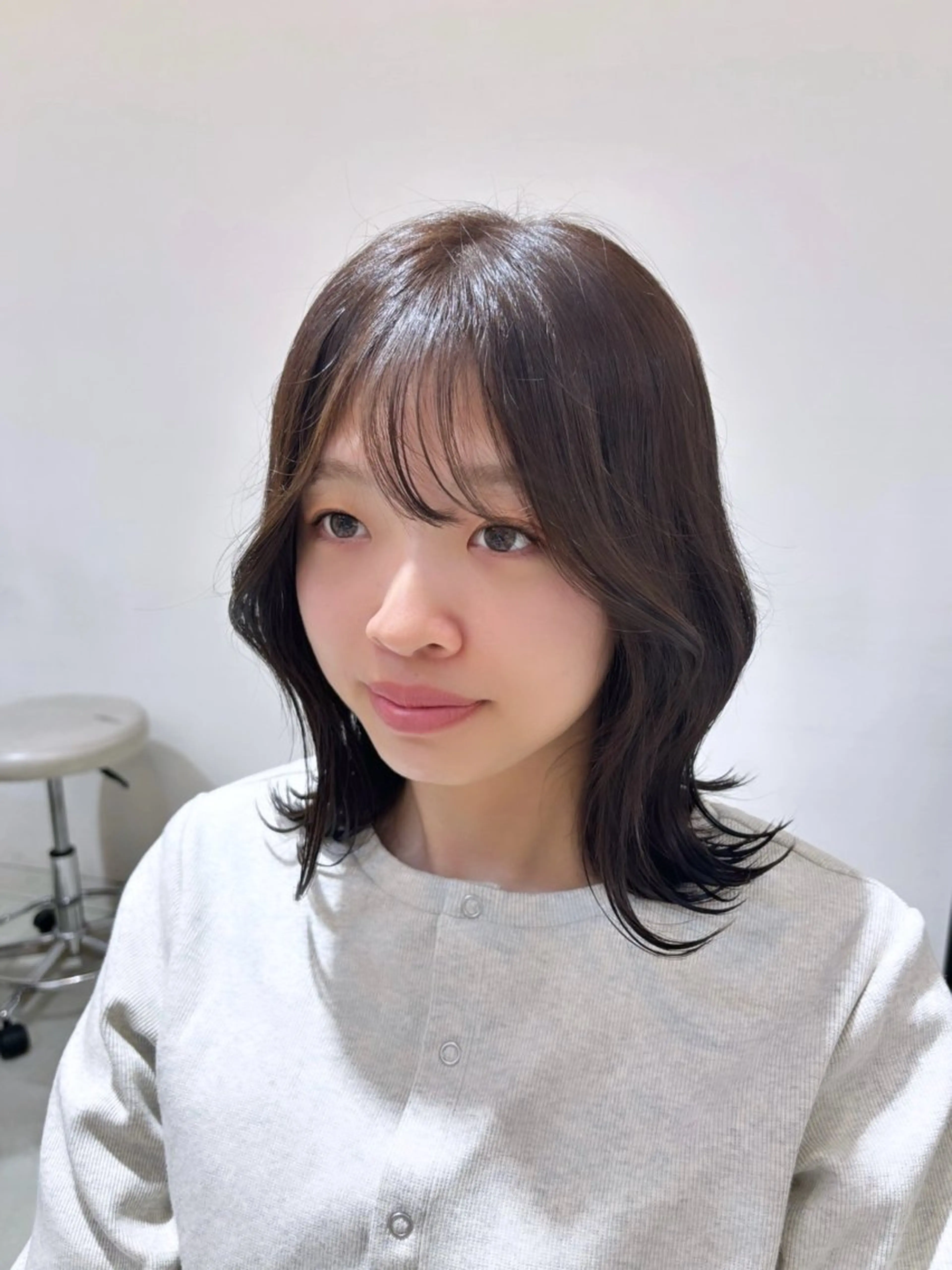 ミディアム カラー ヘアアレンジ ブラウンカラー 透明感カラー オリーブブラウン 艶髪/髪質改善/ 松村きさらのヘアスタイル