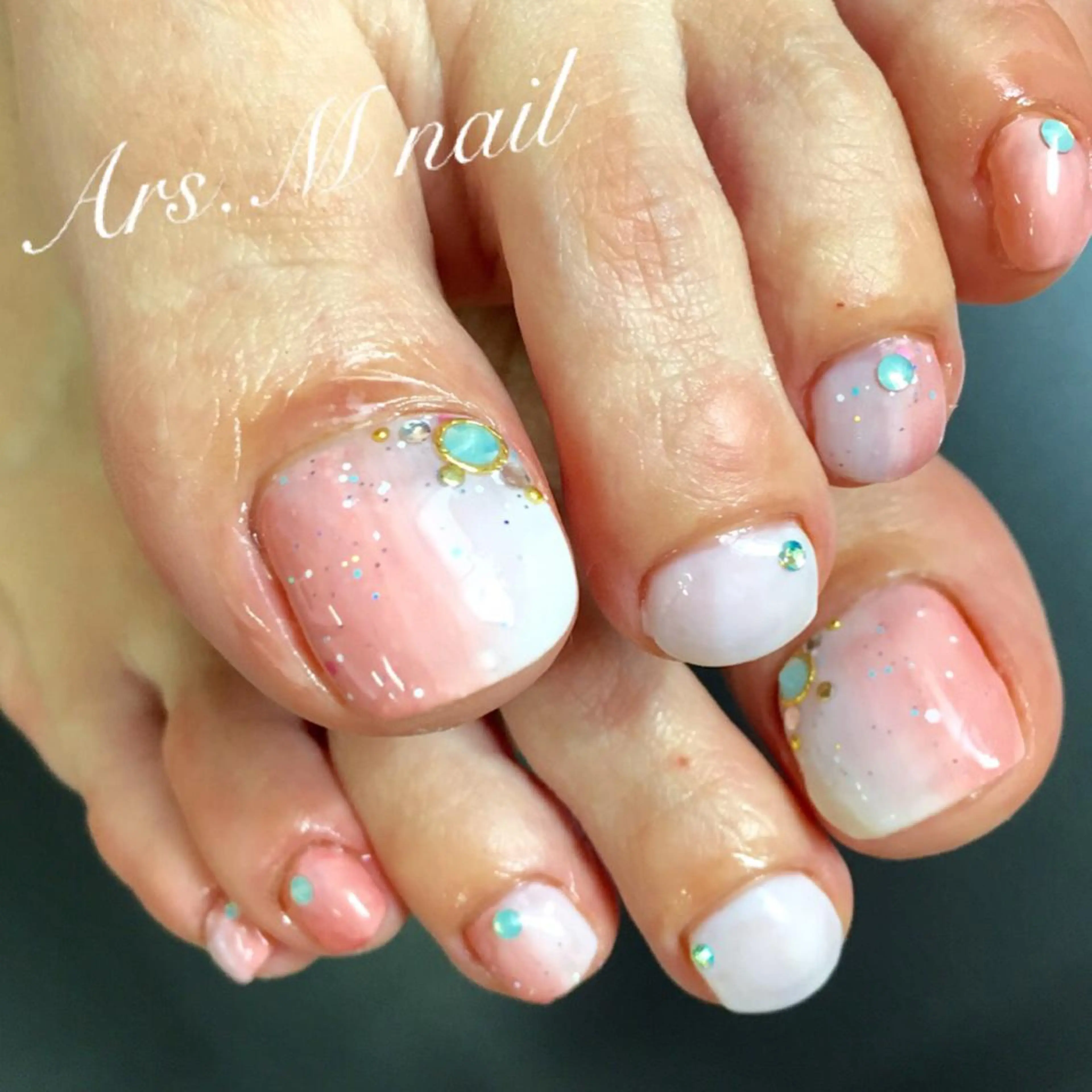 ネイル グラデーション アルス.エム所属・Ars.M nailのネイルデザイン