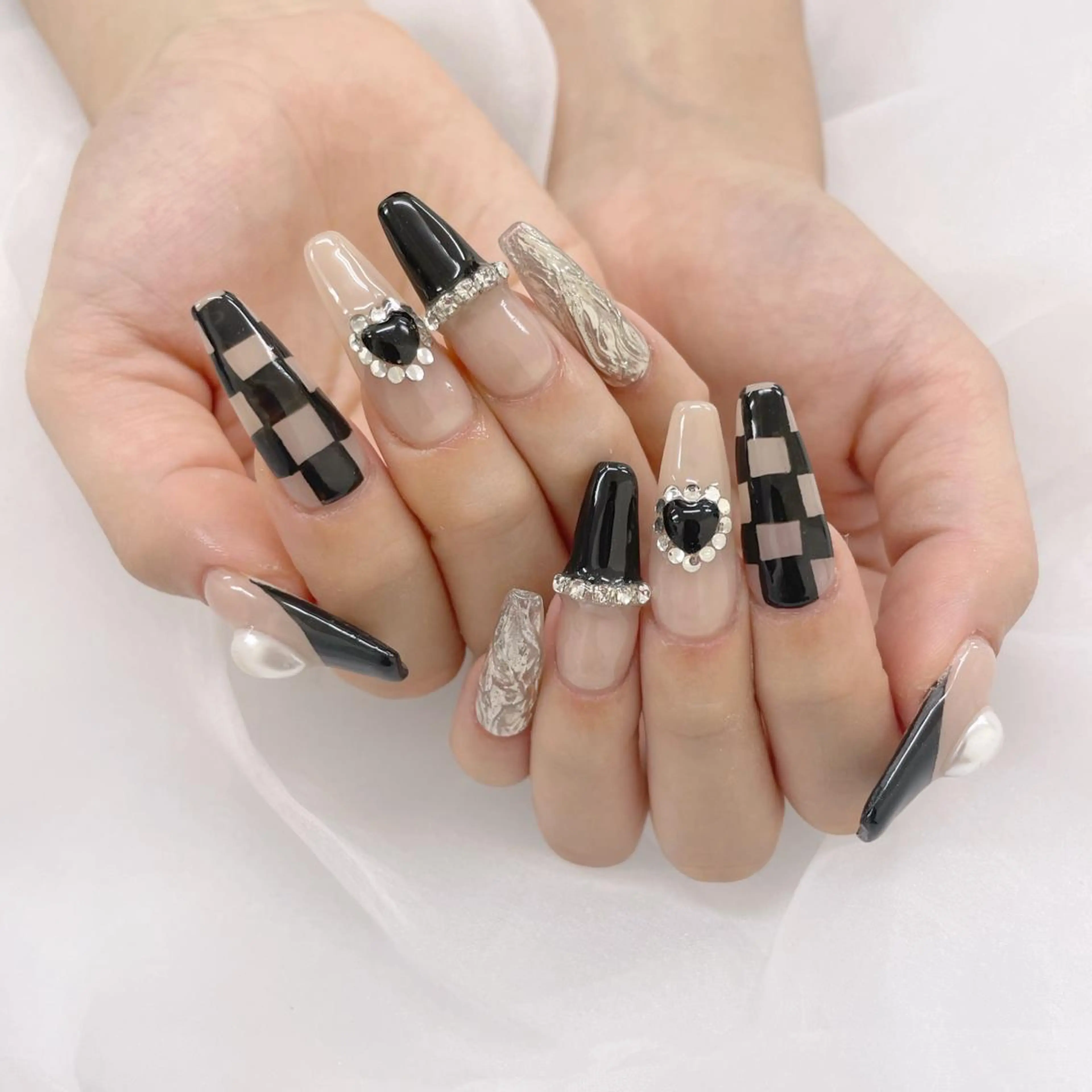 ネイル ロングネイル ハンドネイル 五十嵐 美智のネイルデザイン