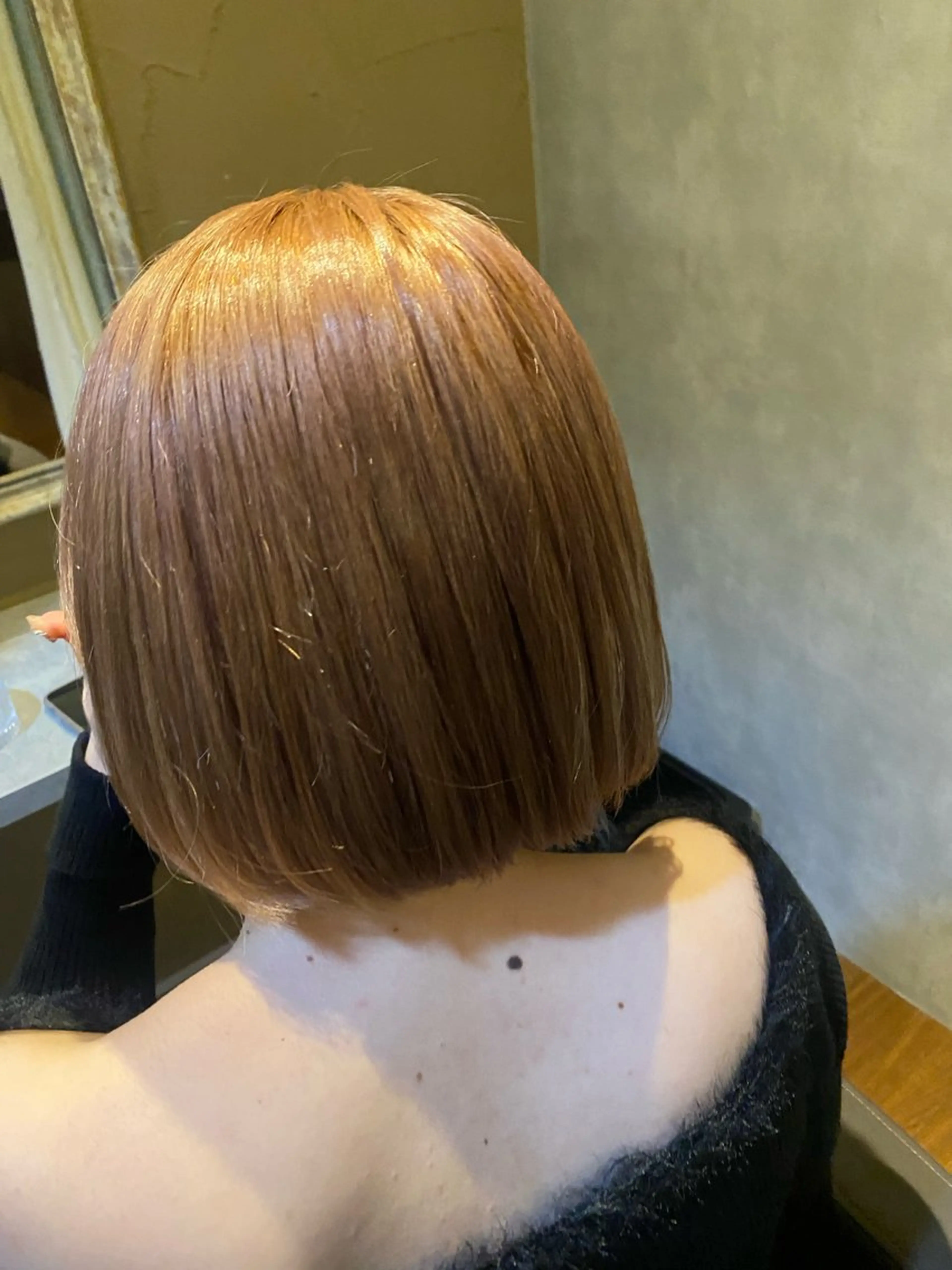 ショート カラー ヒガシ サヨのヘアスタイル